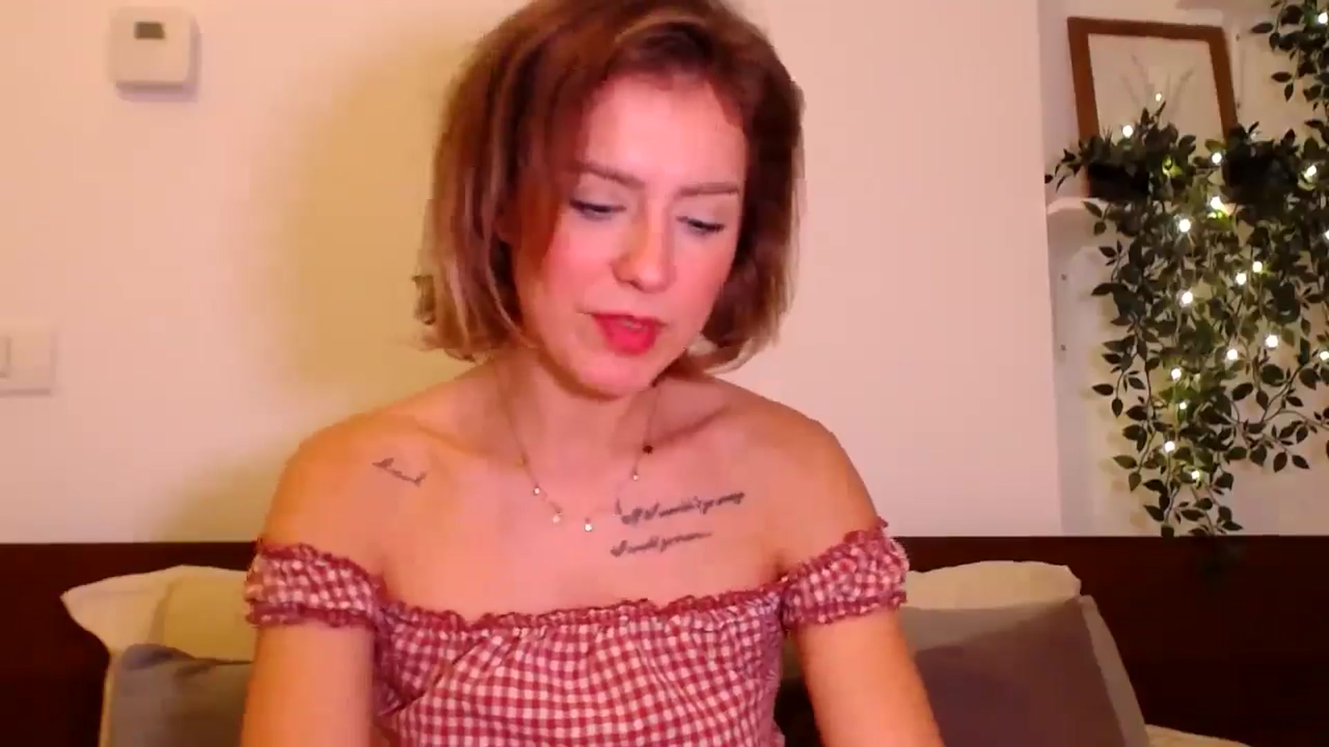Gallery image thumbnail from Jass_mine's myfreecams stream on, 10/15/2025, 12:06 image 15 of 20