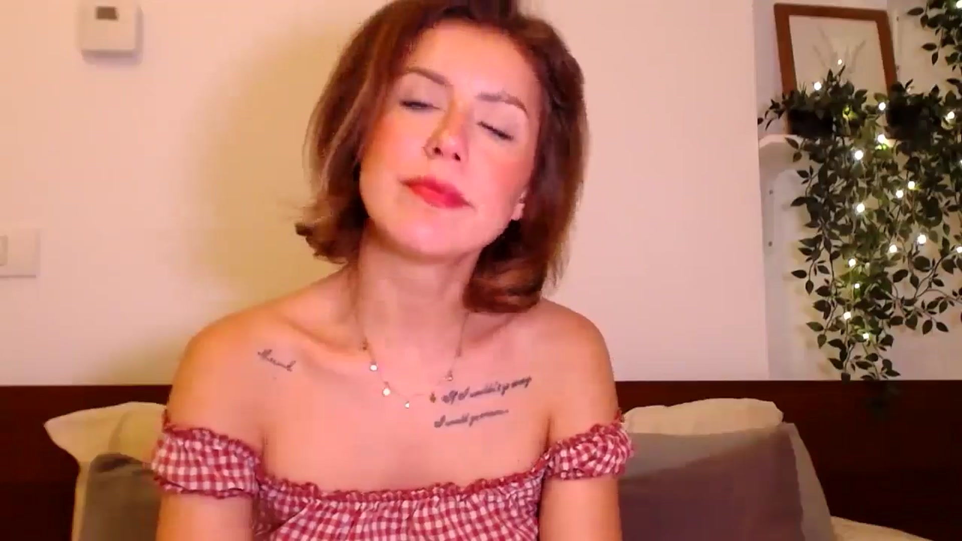 Gallery image thumbnail from Jass_mine's myfreecams stream on, 10/15/2025, 12:06 image 8 of 20