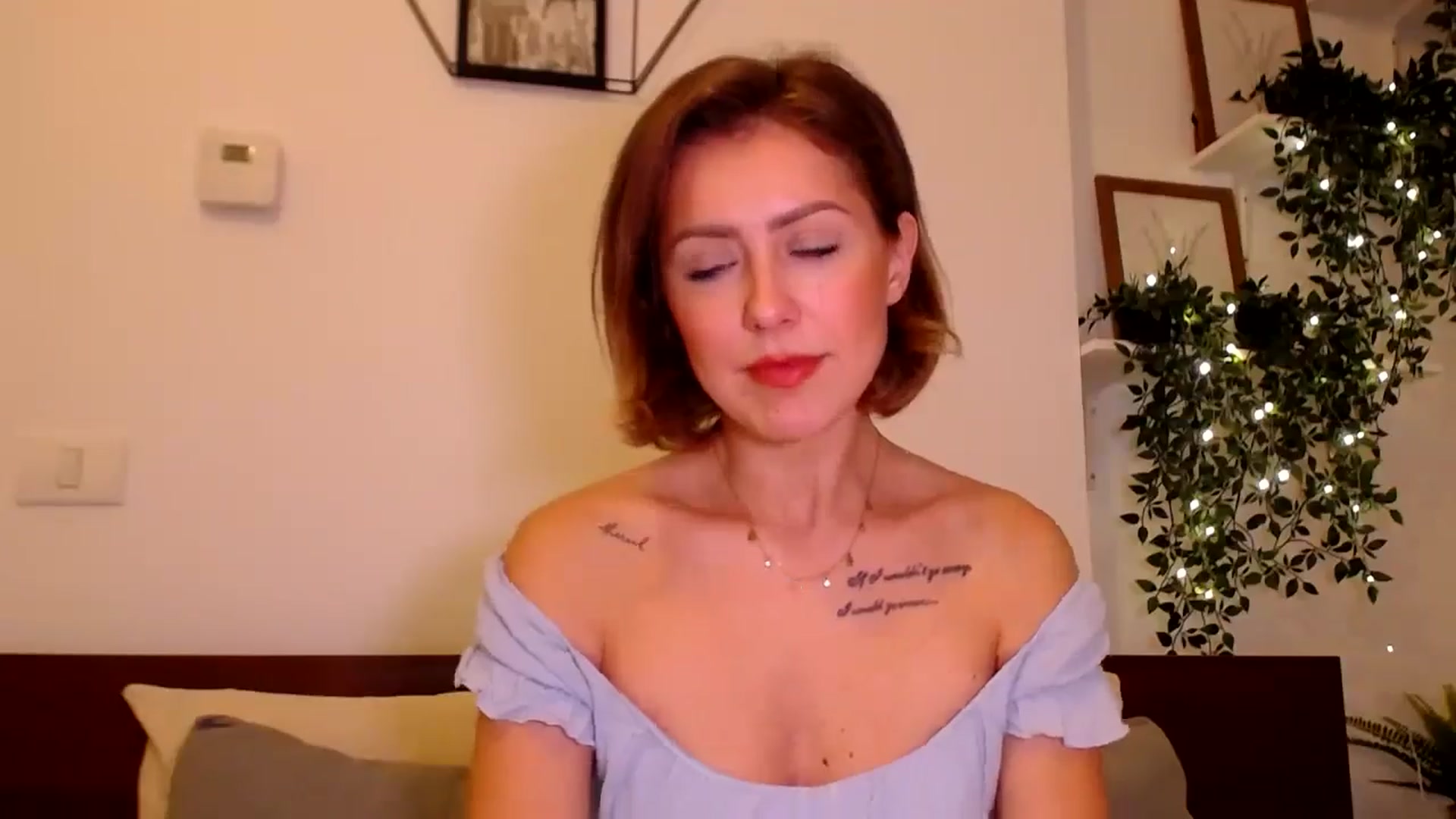 Gallery image thumbnail from Jass_mine's myfreecams stream on, 10/17/2025, 13:44 image 16 of 20