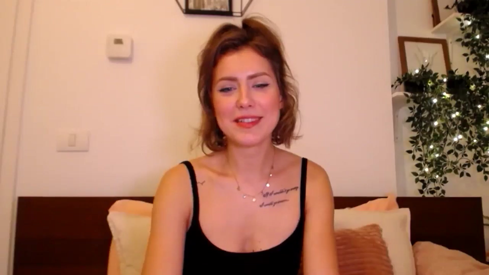 Gallery image thumbnail from Jass_mine's myfreecams stream on, 10/22/2025, 11:57 image 18 of 20