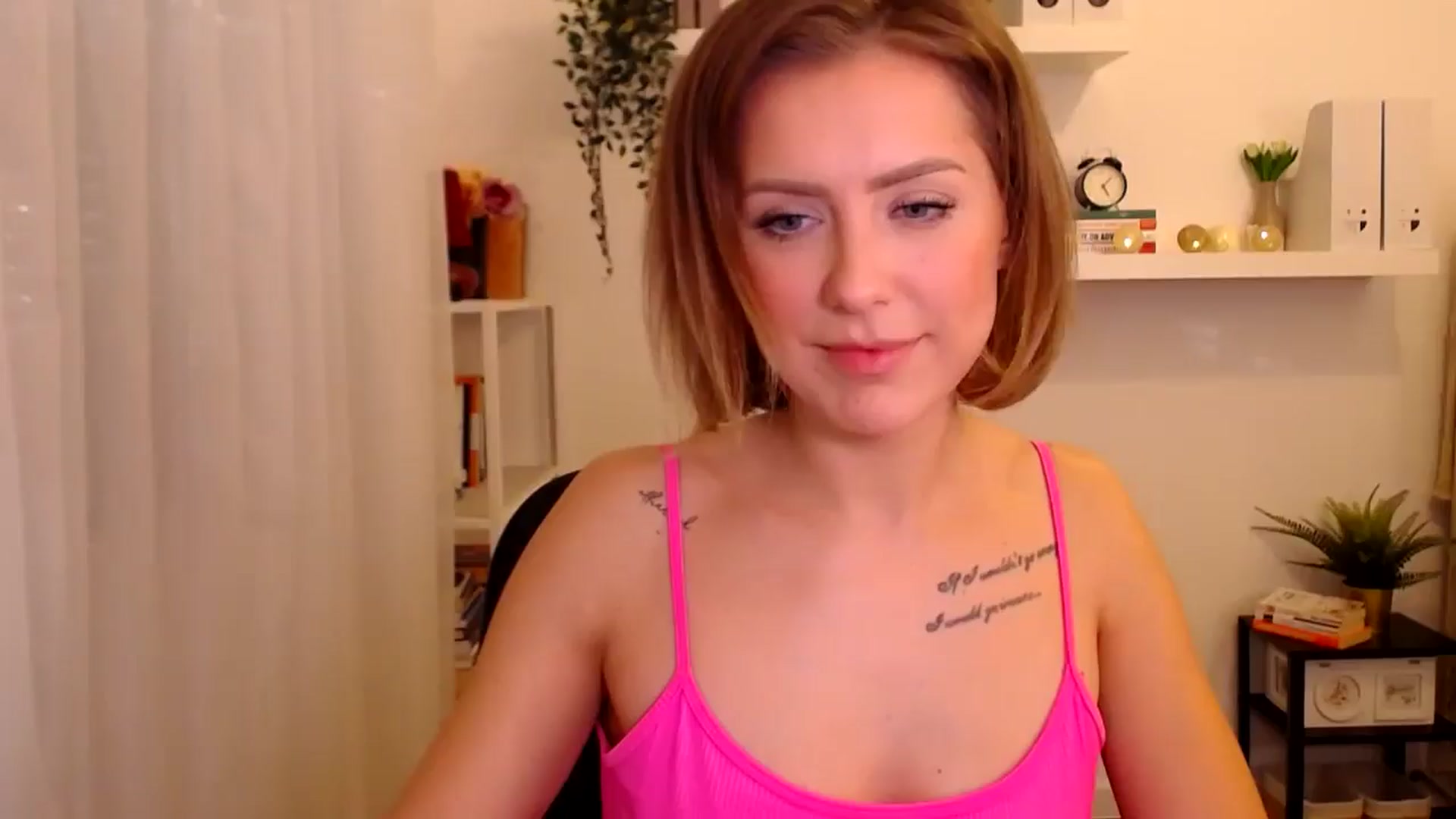 Gallery image thumbnail from Jass_mine's myfreecams stream on, 10/27/2025, 14:14 image 16 of 20