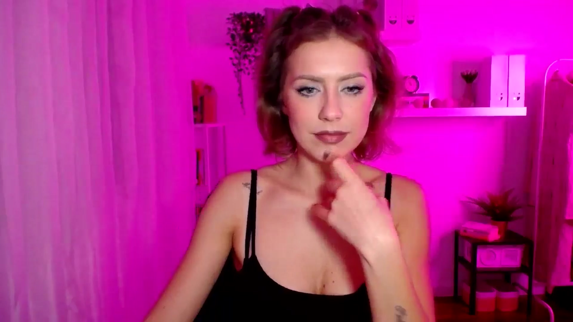 Gallery image thumbnail from Jass_mine's myfreecams stream on, 10/30/2025, 20:04 image 19 of 20