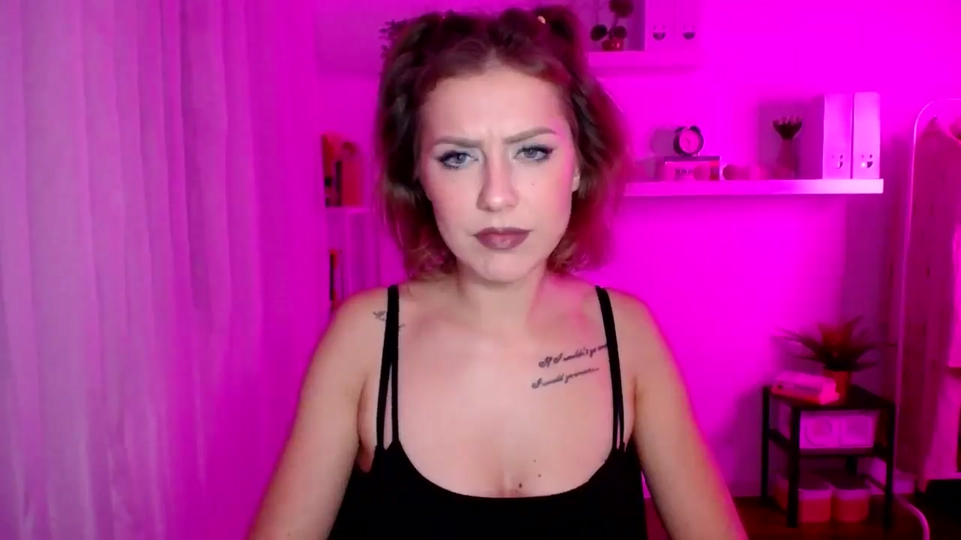 Gallery image thumbnail from Jass_mine's myfreecams stream on, 10/30/2025, 20:04 image 3 of 20