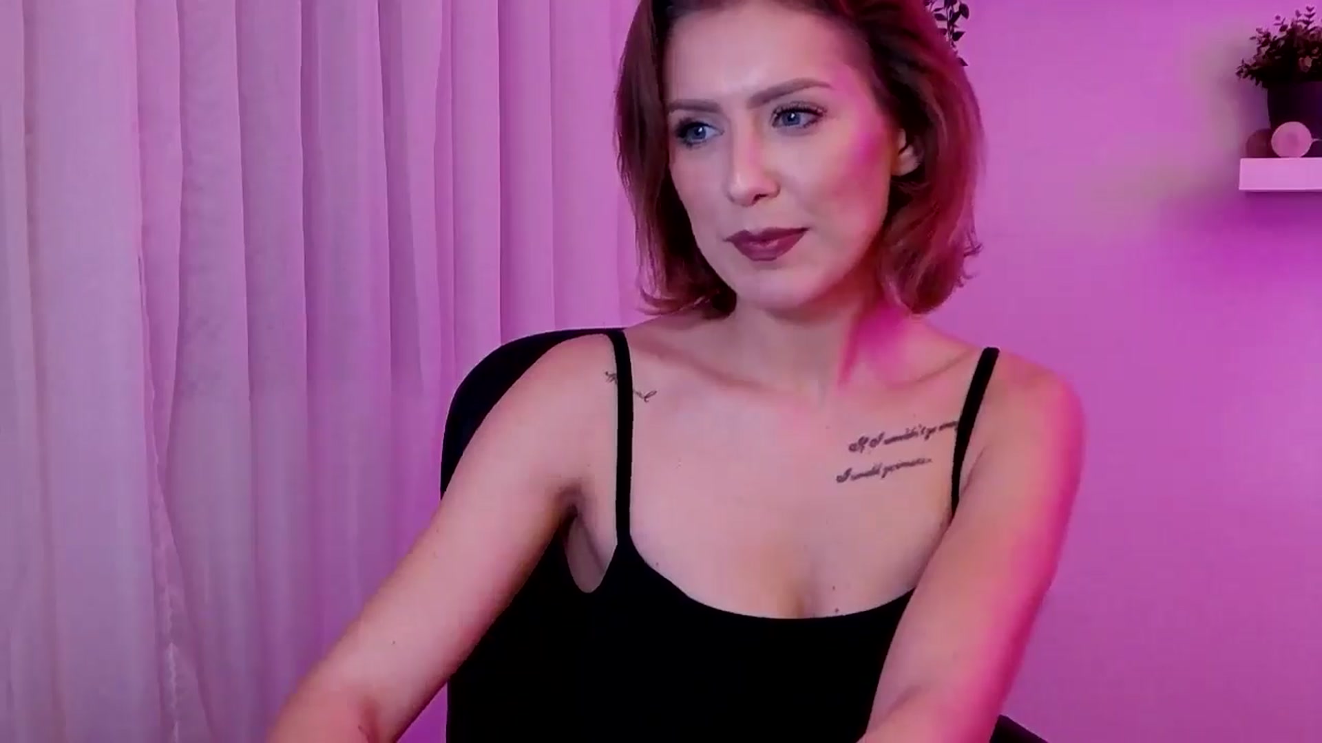 Gallery image thumbnail from Jass_mine's myfreecams stream on, 11/11/2025, 13:44 image 4 of 20
