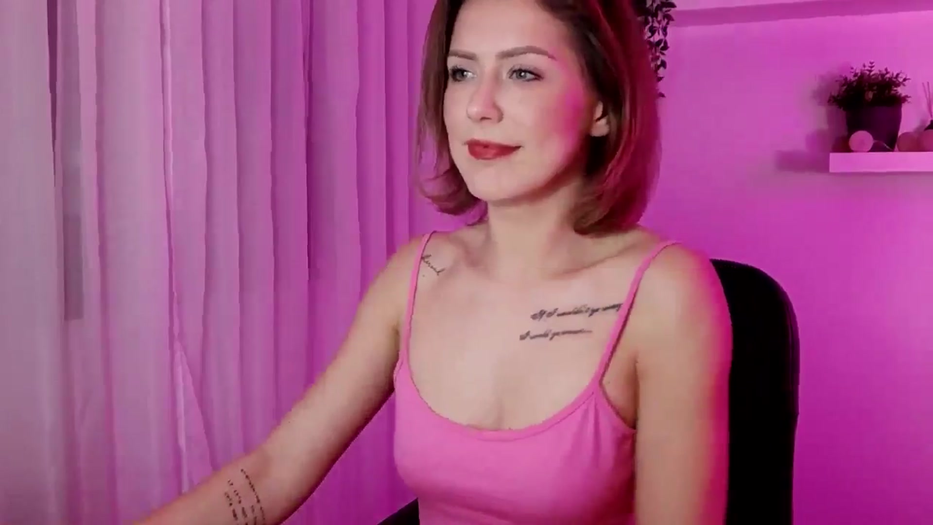 Gallery image thumbnail from Jass_mine's myfreecams stream on, 11/25/2025, 13:57 image 20 of 20