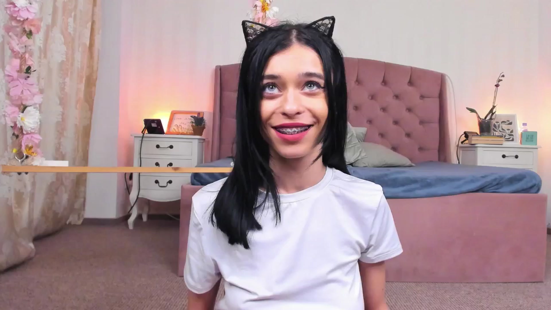 Gallery image thumbnail from Jassyejoe's myfreecams stream on, 06/10/2025, 13:56 image 3 of 20