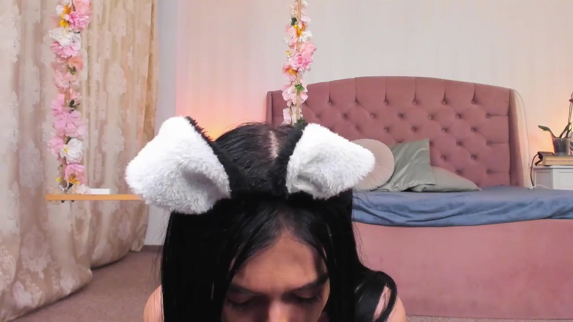 Gallery image thumbnail from Jassyejoe's myfreecams stream on, 06/11/2025, 11:58 image 16 of 20