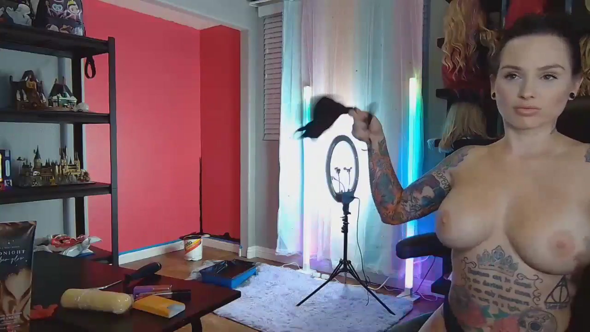 Gallery image thumbnail from JayLynn's myfreecams stream on, 09/18/2024, 10:17 image 5 of 20