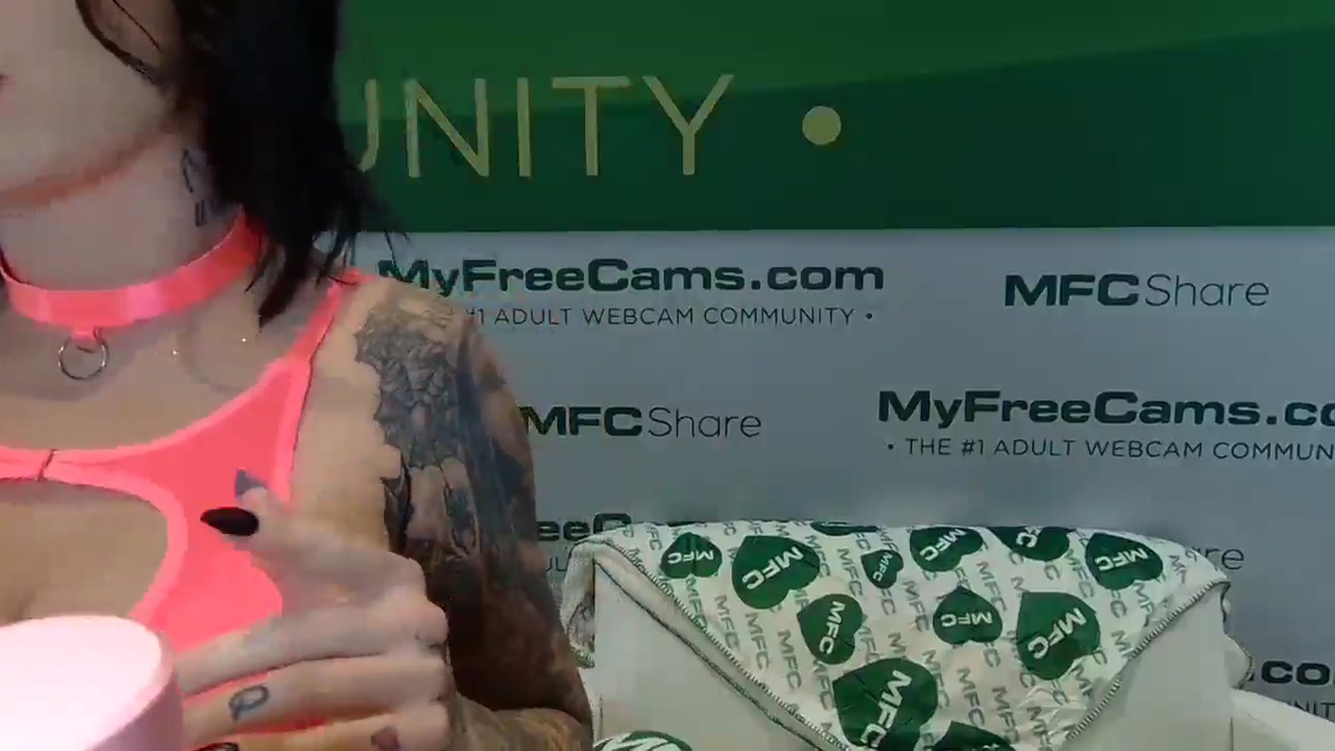 Gallery image thumbnail from JayLynn's myfreecams stream on, 01/23/2025, 03:53 image 19 of 20