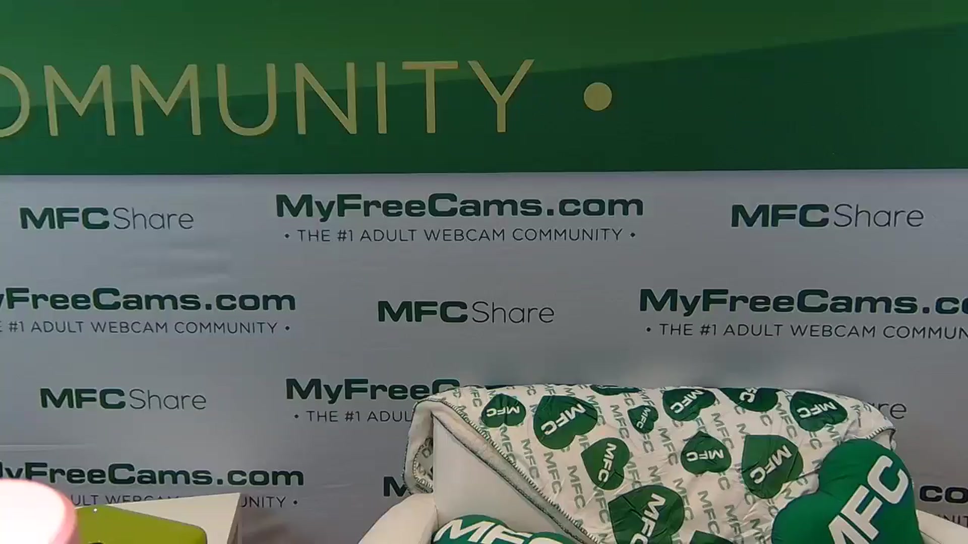 Gallery image thumbnail from JayLynn's myfreecams stream on, 01/23/2025, 03:53 image 10 of 20