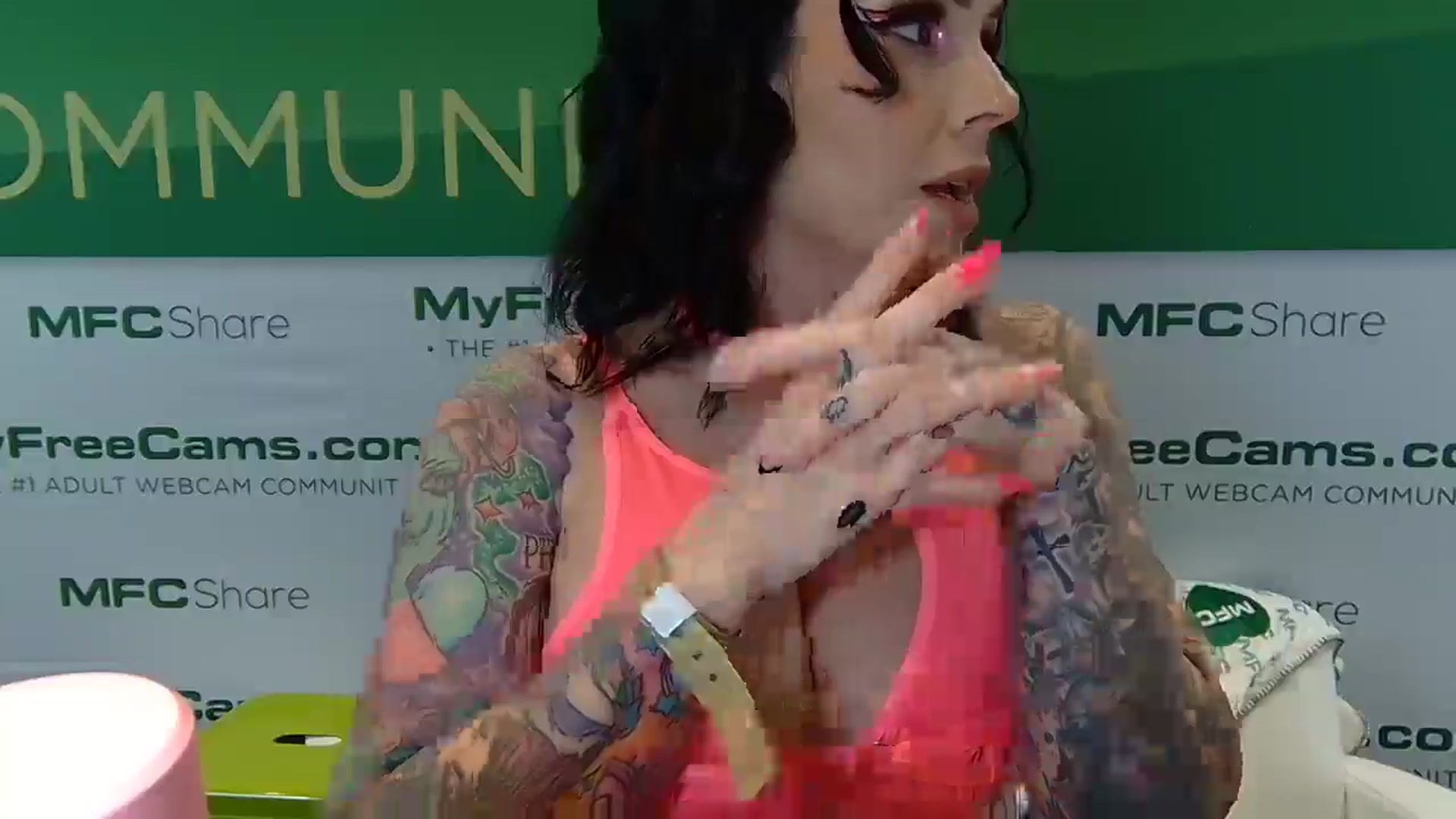 Gallery image thumbnail from JayLynn's myfreecams stream on, 01/23/2025, 03:53 image 20 of 20