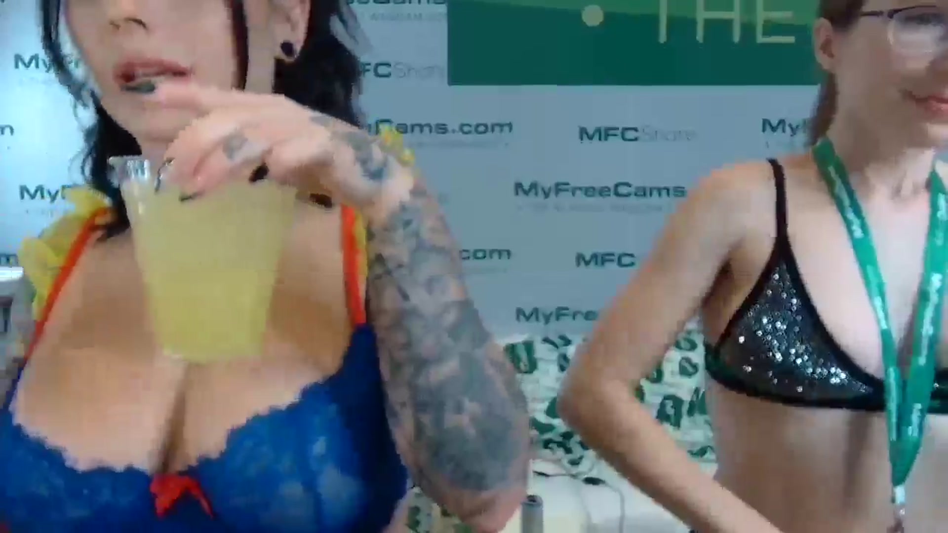 Gallery image thumbnail from JayLynn's myfreecams stream on, 01/24/2025, 02:56 image 13 of 20