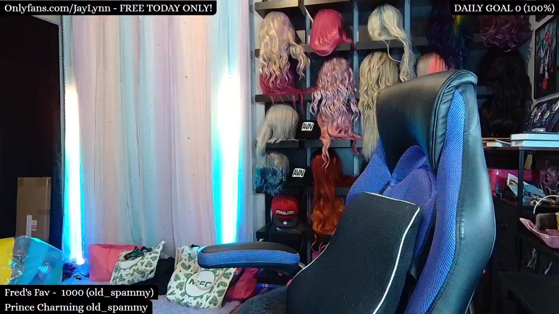 Gallery image thumbnail from JayLynn's myfreecams stream on, 02/05/2025, 08:51 image 18 of 20