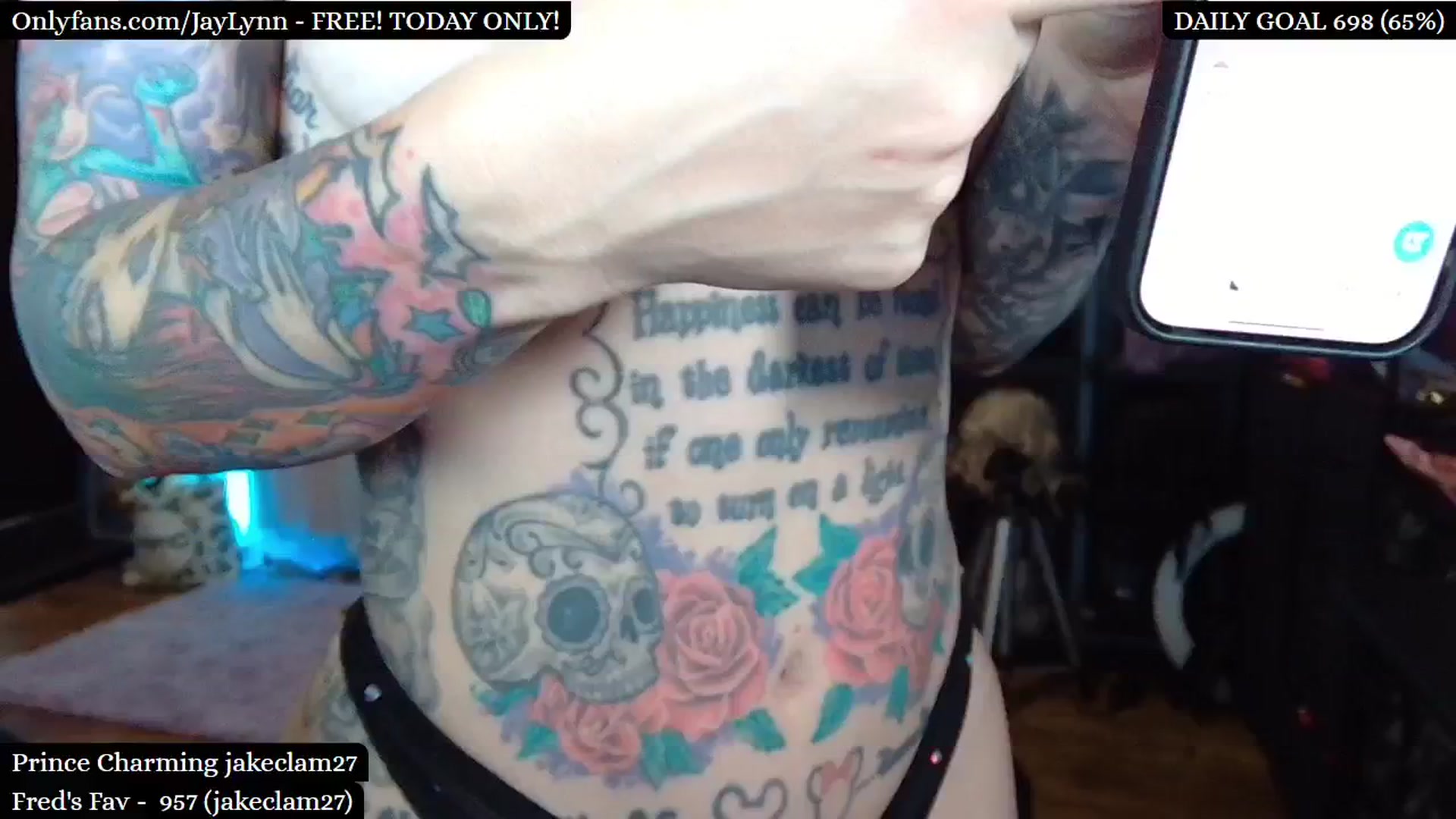 Gallery image thumbnail from JayLynn's myfreecams stream on, 05/07/2025, 02:08 image 7 of 20