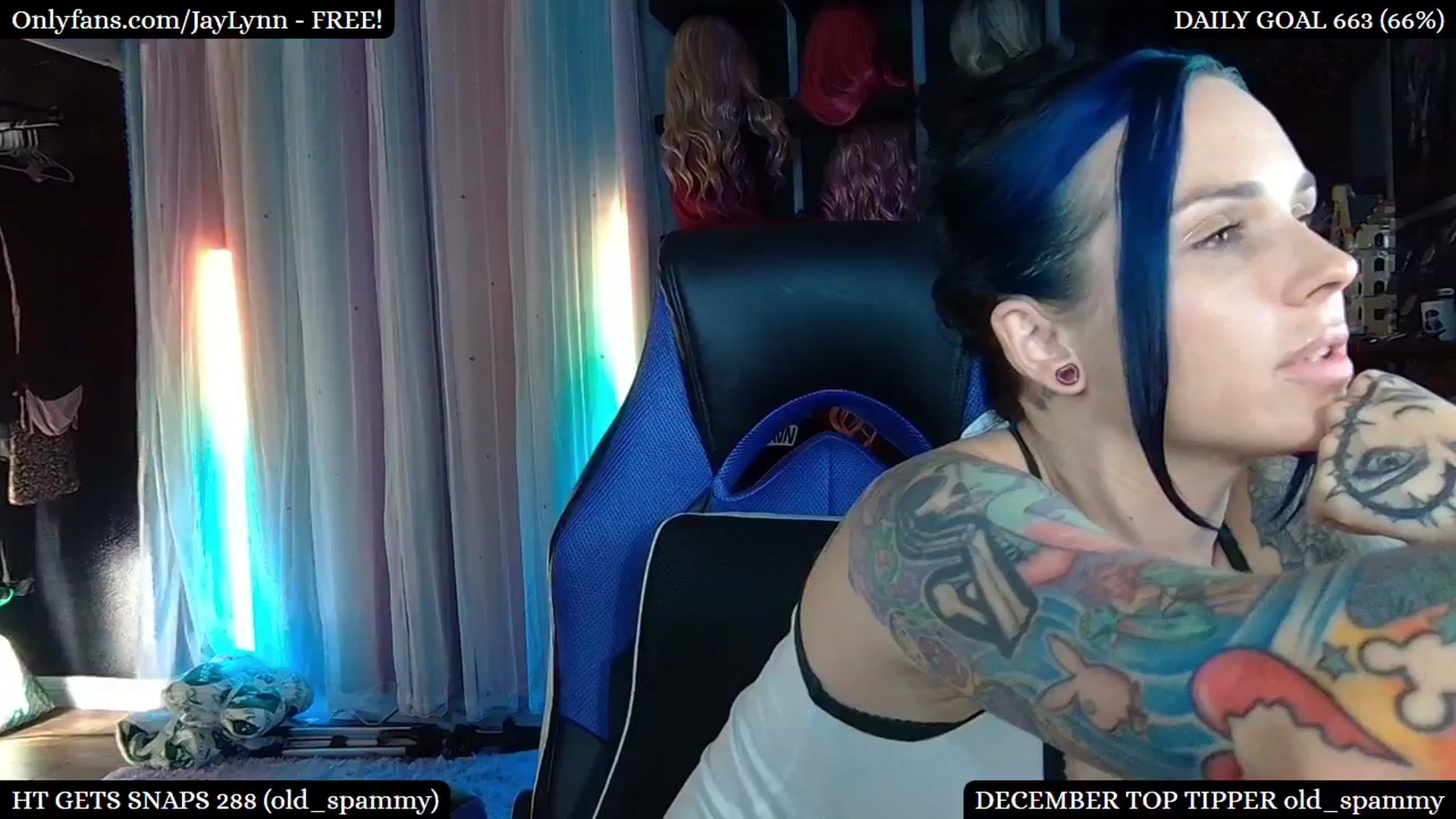 Gallery image thumbnail from JayLynn's myfreecams stream on, 12/13/2025, 11:20 image 17 of 20
