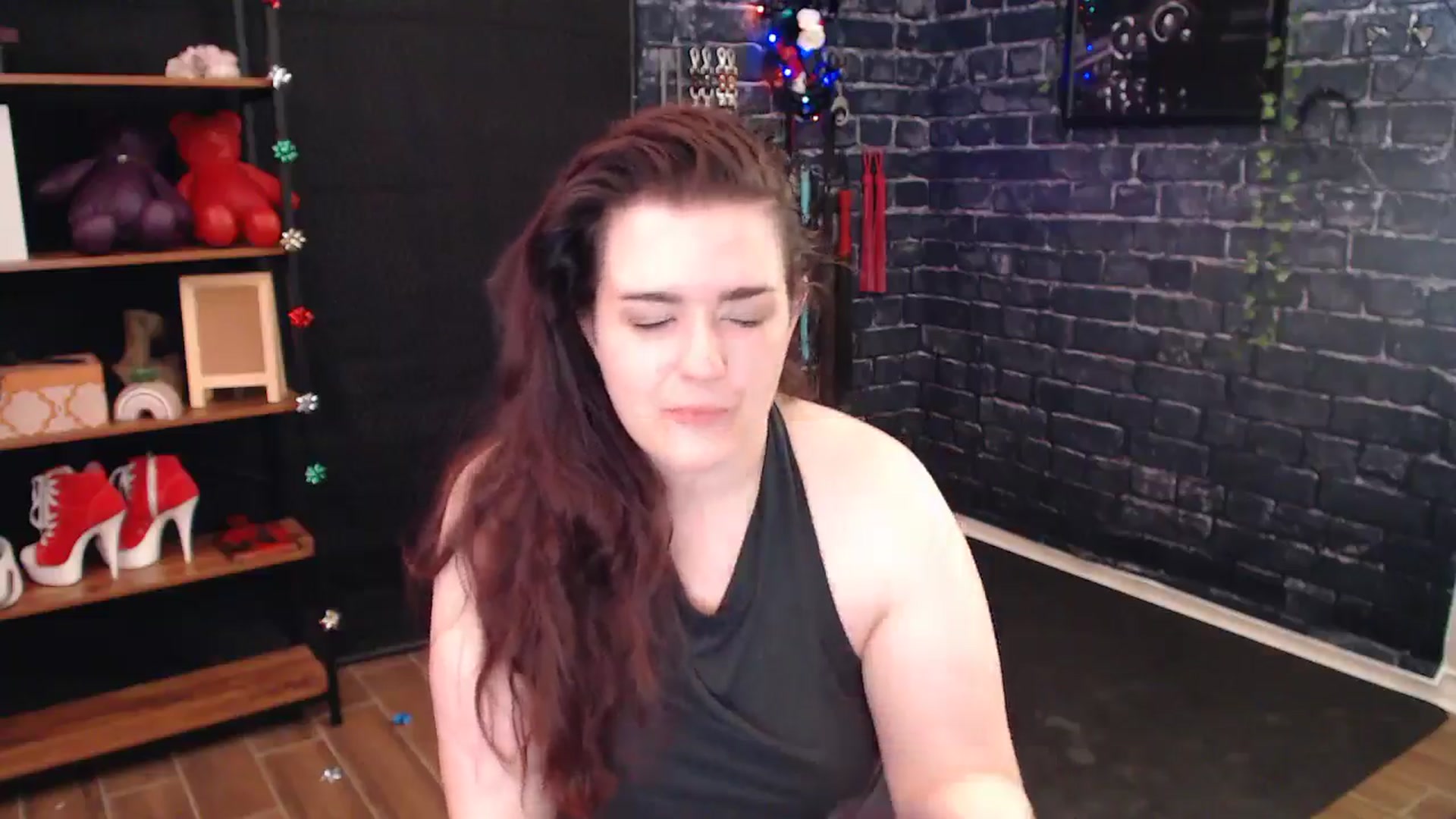 Gallery image thumbnail from Jay_Bird24's myfreecams stream on, 12/25/2025, 14:43 image 6 of 20
