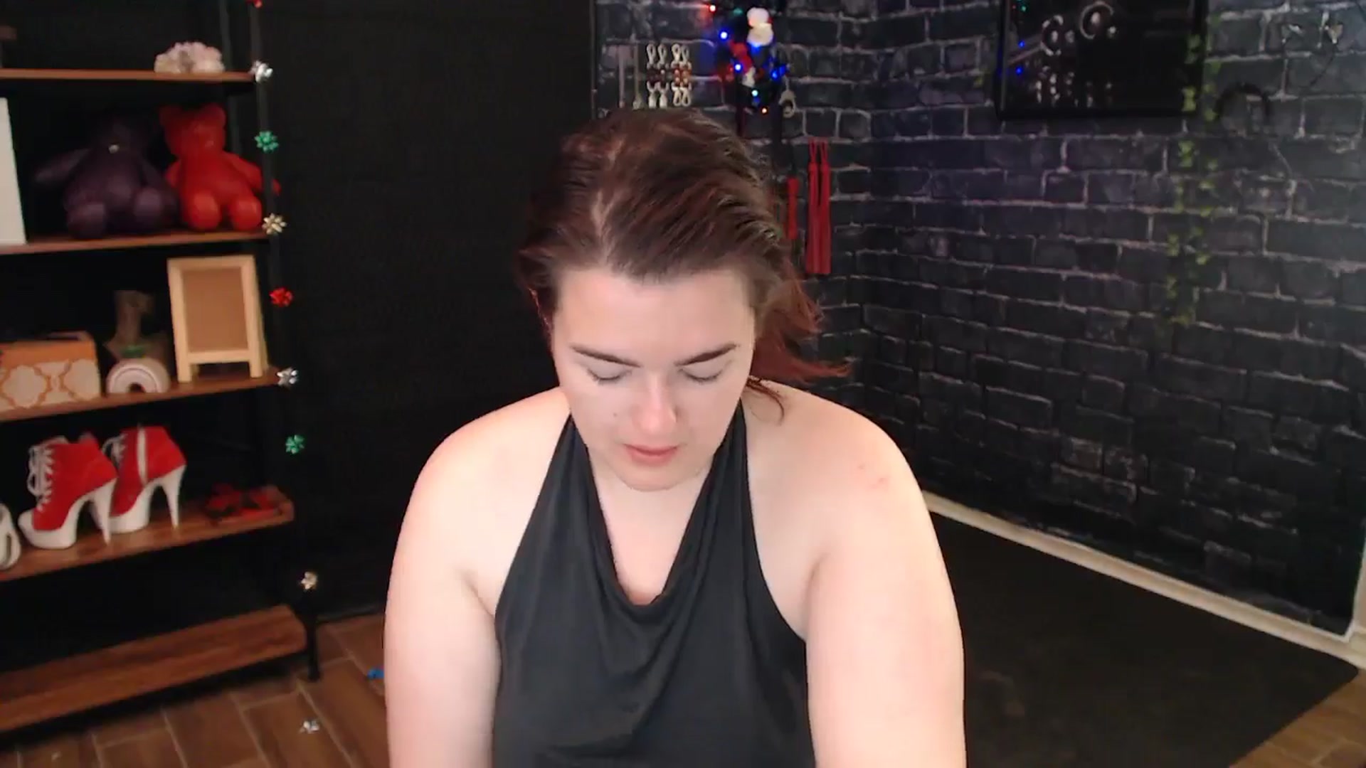 Gallery image thumbnail from Jay_Bird24's myfreecams stream on, 12/25/2025, 14:43 image 2 of 20