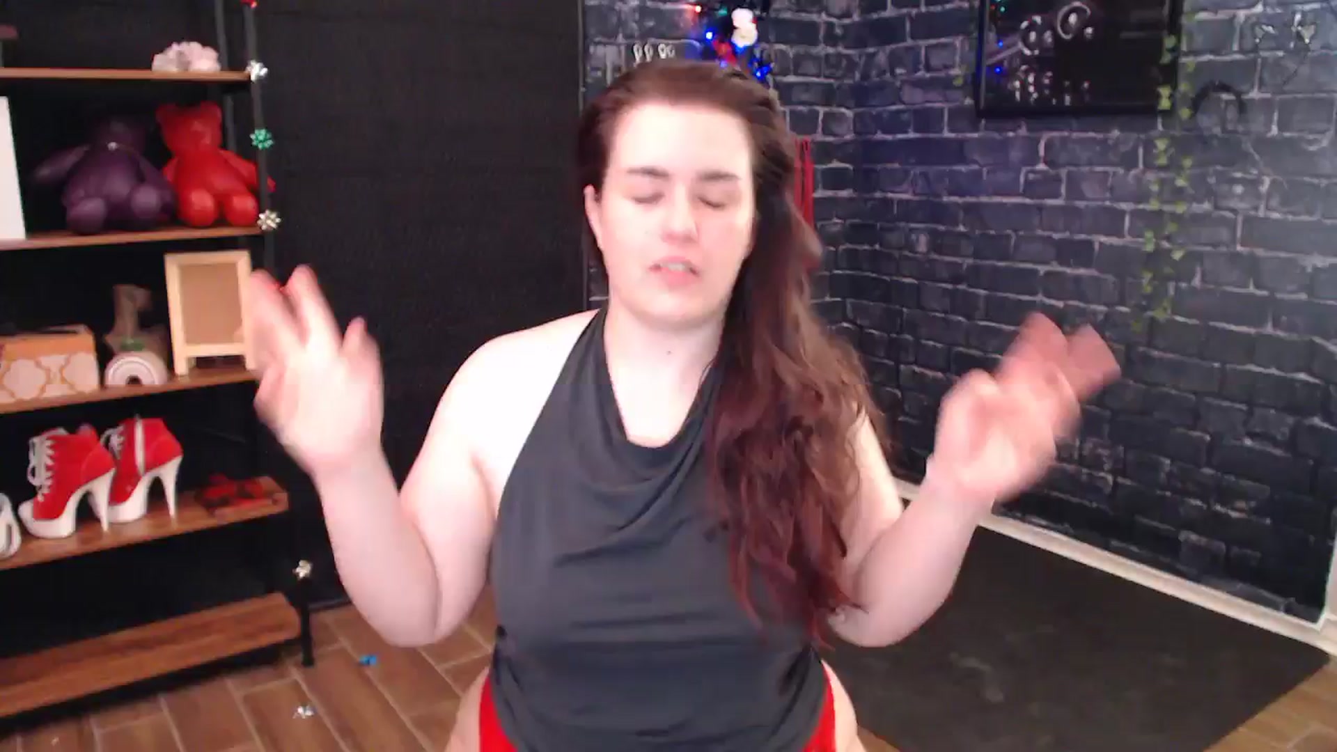 Gallery image thumbnail from Jay_Bird24's myfreecams stream on, 12/25/2025, 14:43 image 1 of 20