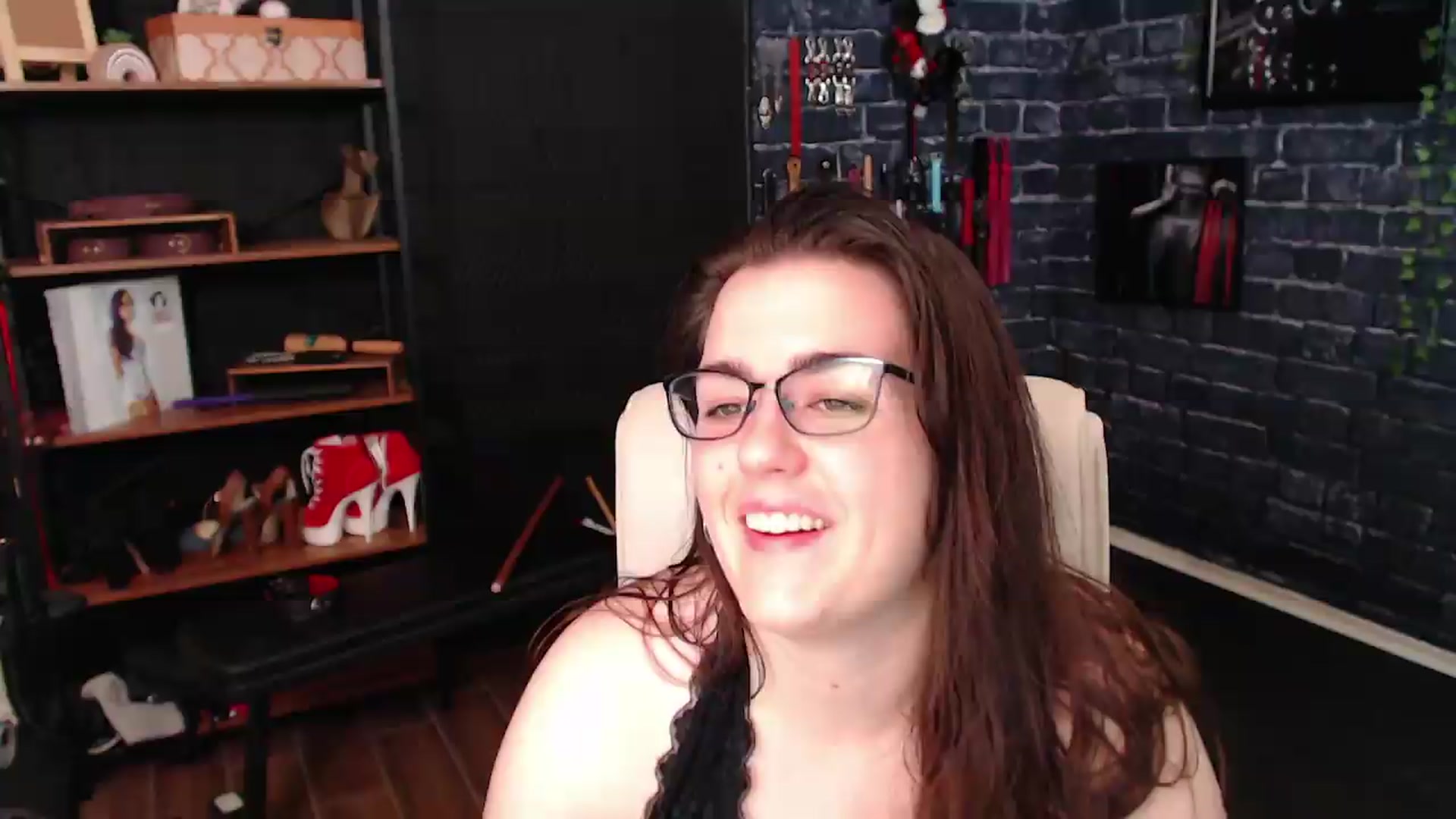 Gallery image thumbnail from Jay_Bird24's myfreecams stream on, 05/17/2026, 18:53 image 5 of 20