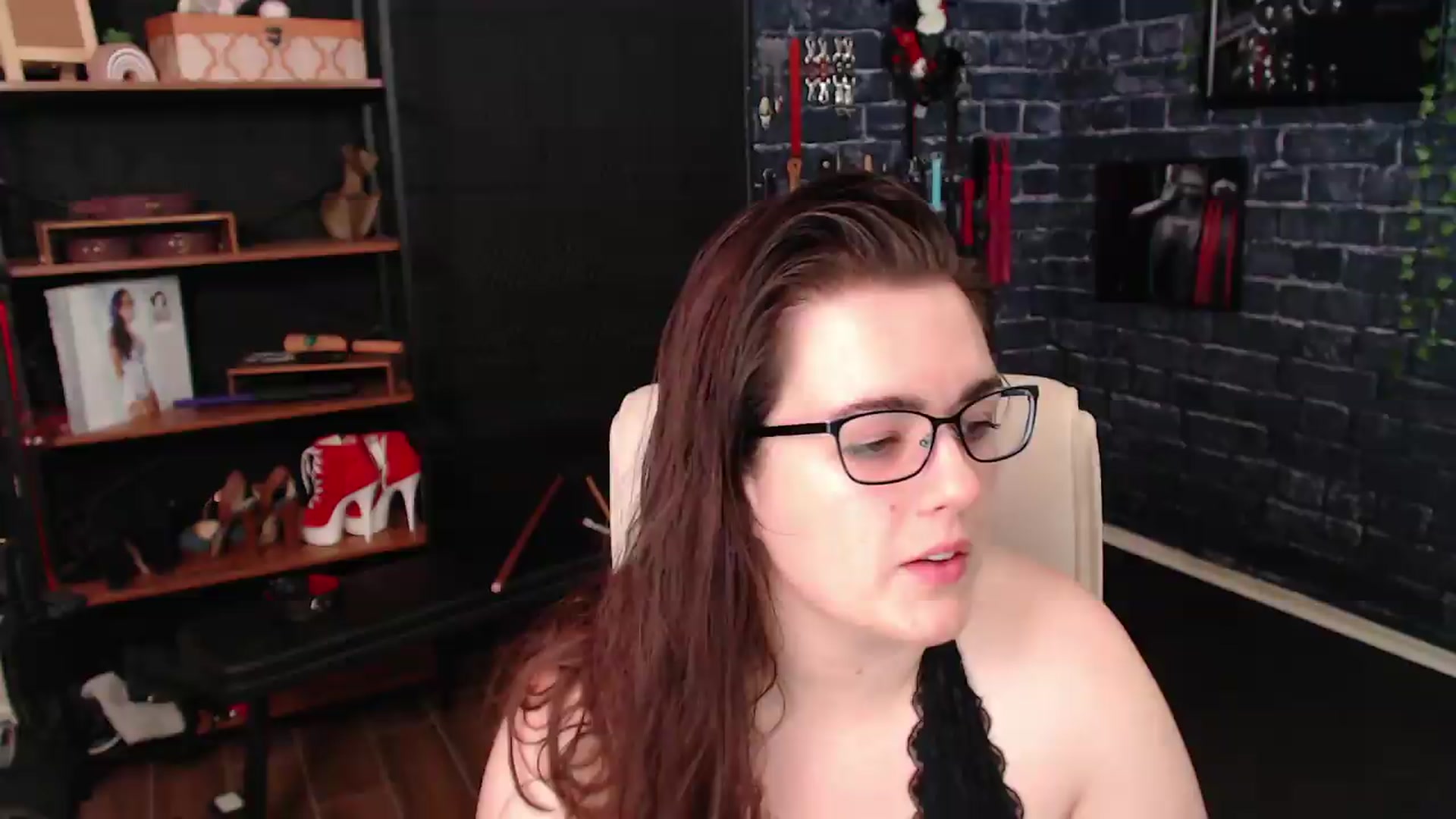 Gallery image thumbnail from Jay_Bird24's myfreecams stream on, 05/17/2026, 18:53 image 6 of 20