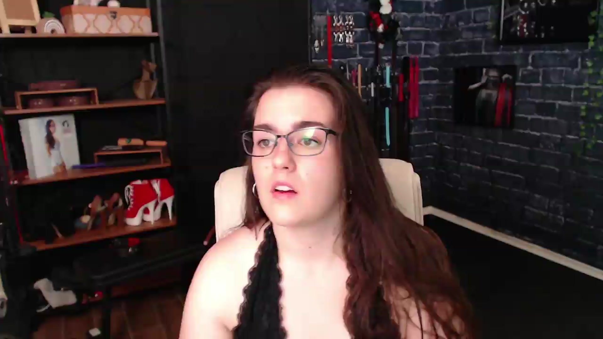 Gallery image thumbnail from Jay_Bird24's myfreecams stream on, 05/17/2026, 18:53 image 7 of 20