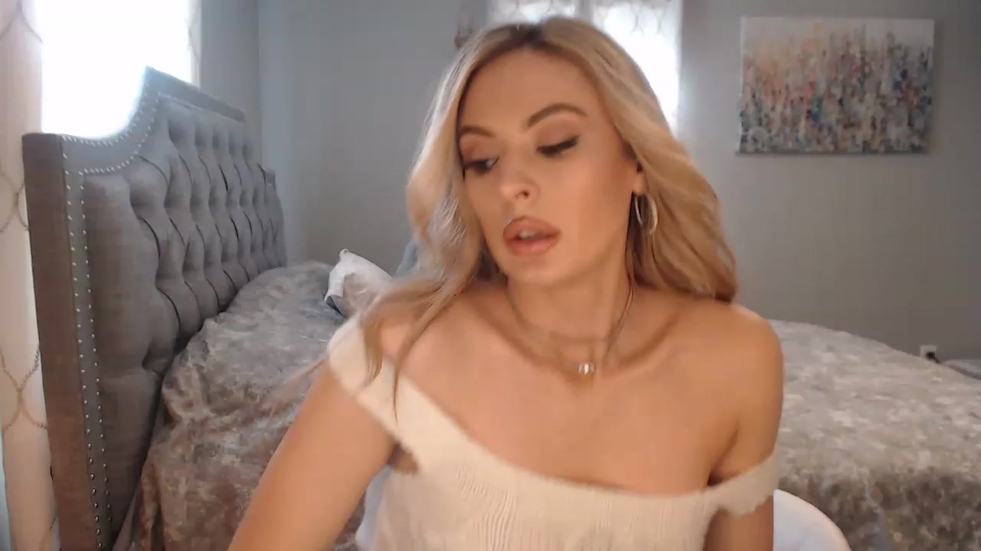 Gallery image thumbnail from JaydaKnight's myfreecams stream on, 12/05/2022, 17:22 image 2 of 20