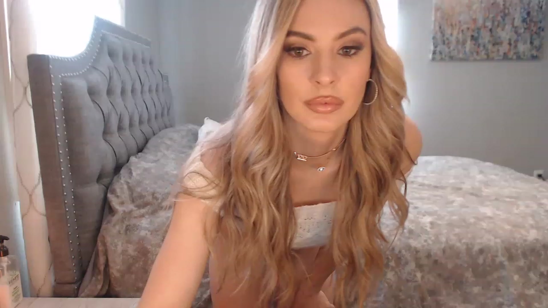 Gallery image thumbnail from JaydaKnight's myfreecams stream on, 12/05/2022, 17:22 image 8 of 20