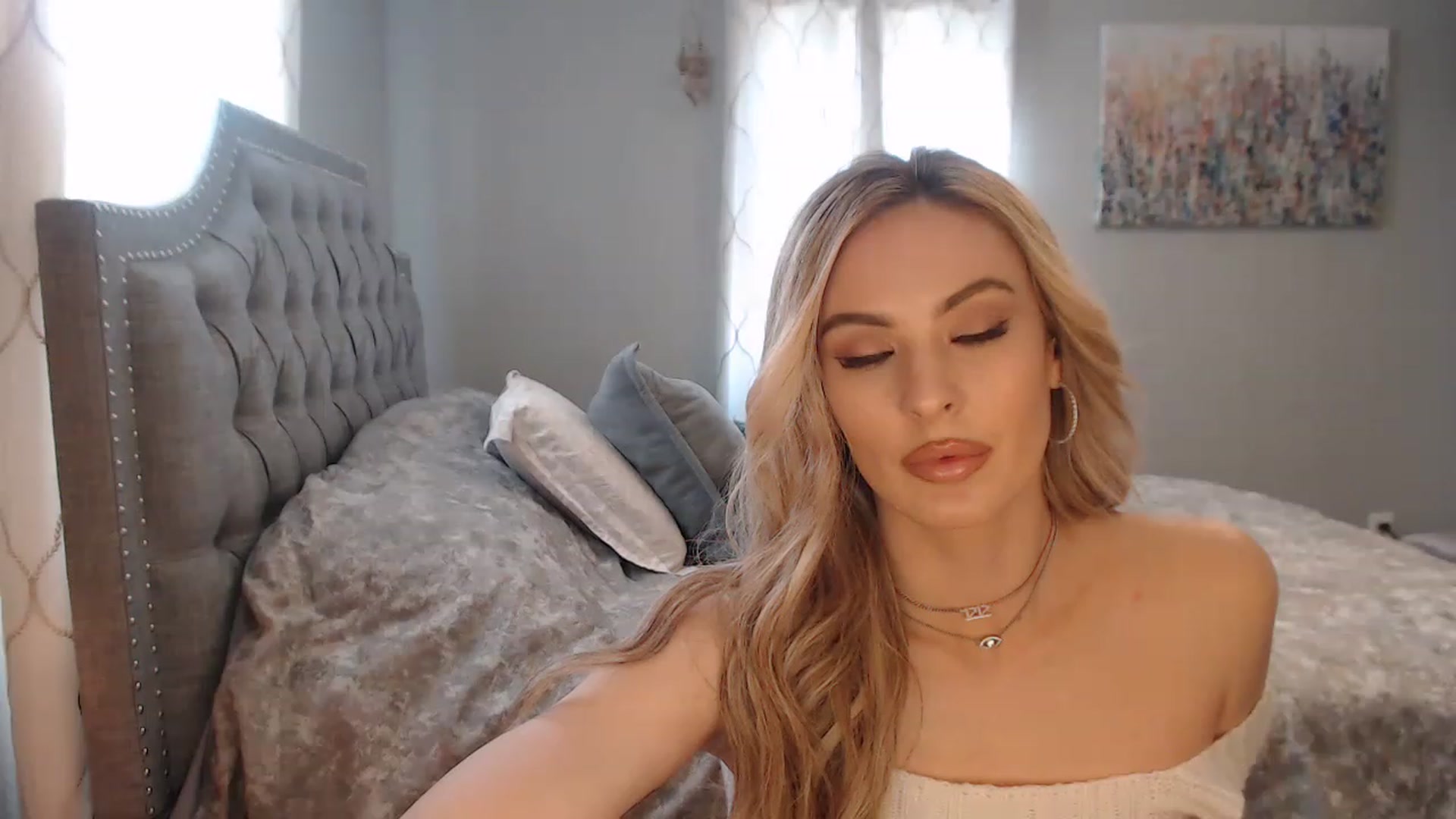 Gallery image thumbnail from JaydaKnight's myfreecams stream on, 12/05/2022, 17:22 image 4 of 20