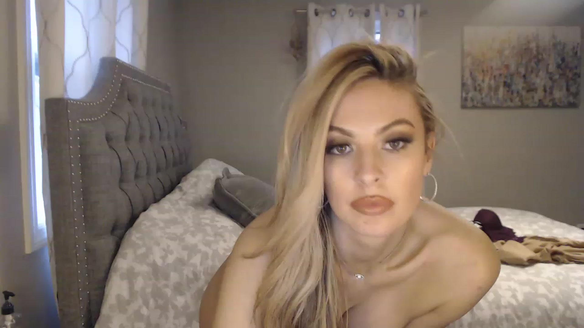 Gallery image thumbnail from JaydaKnight's myfreecams stream on, 12/07/2022, 18:21 image 17 of 20