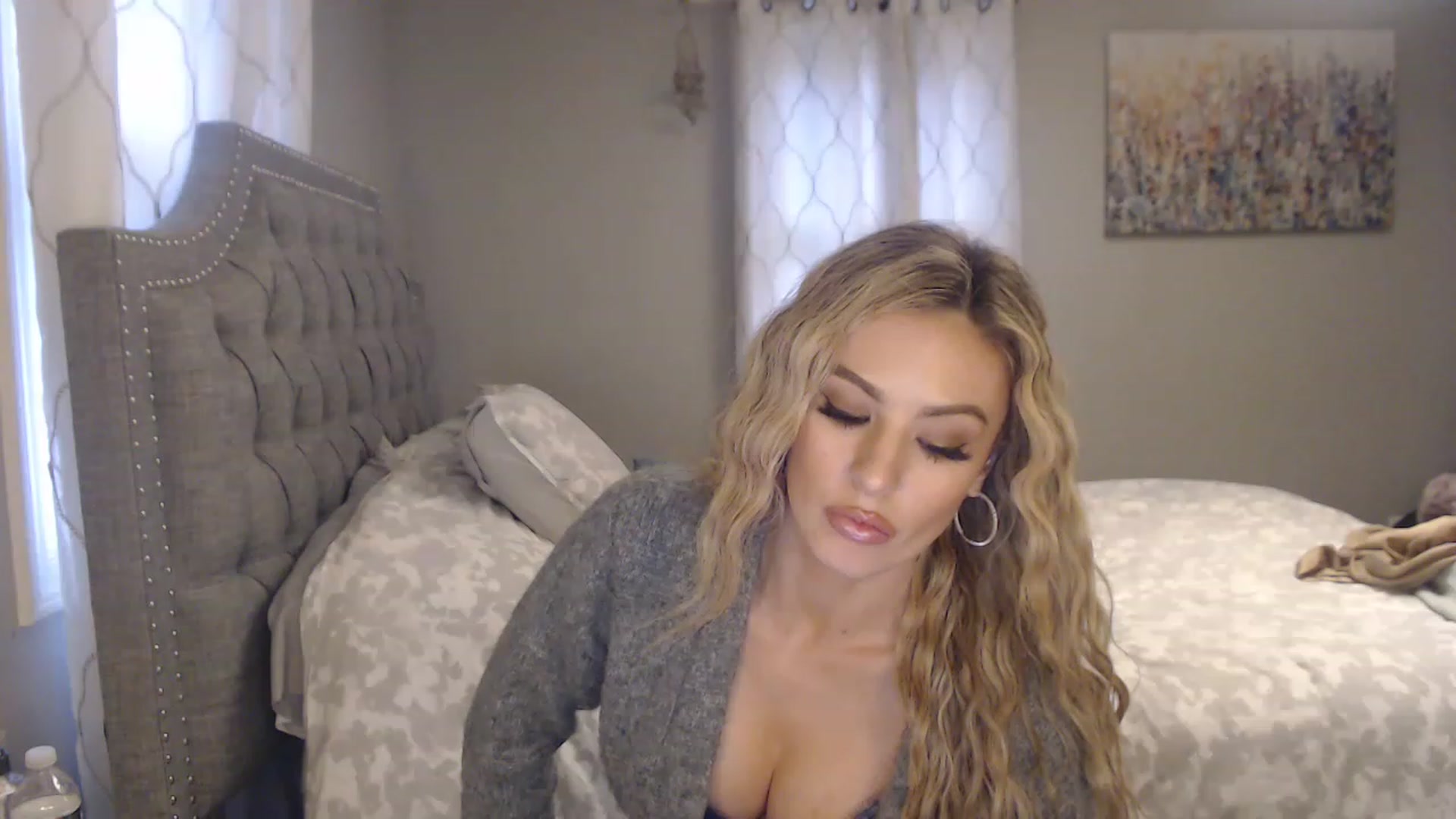 Gallery image thumbnail from JaydaKnight's myfreecams stream on, 12/16/2022, 17:56 image 19 of 20