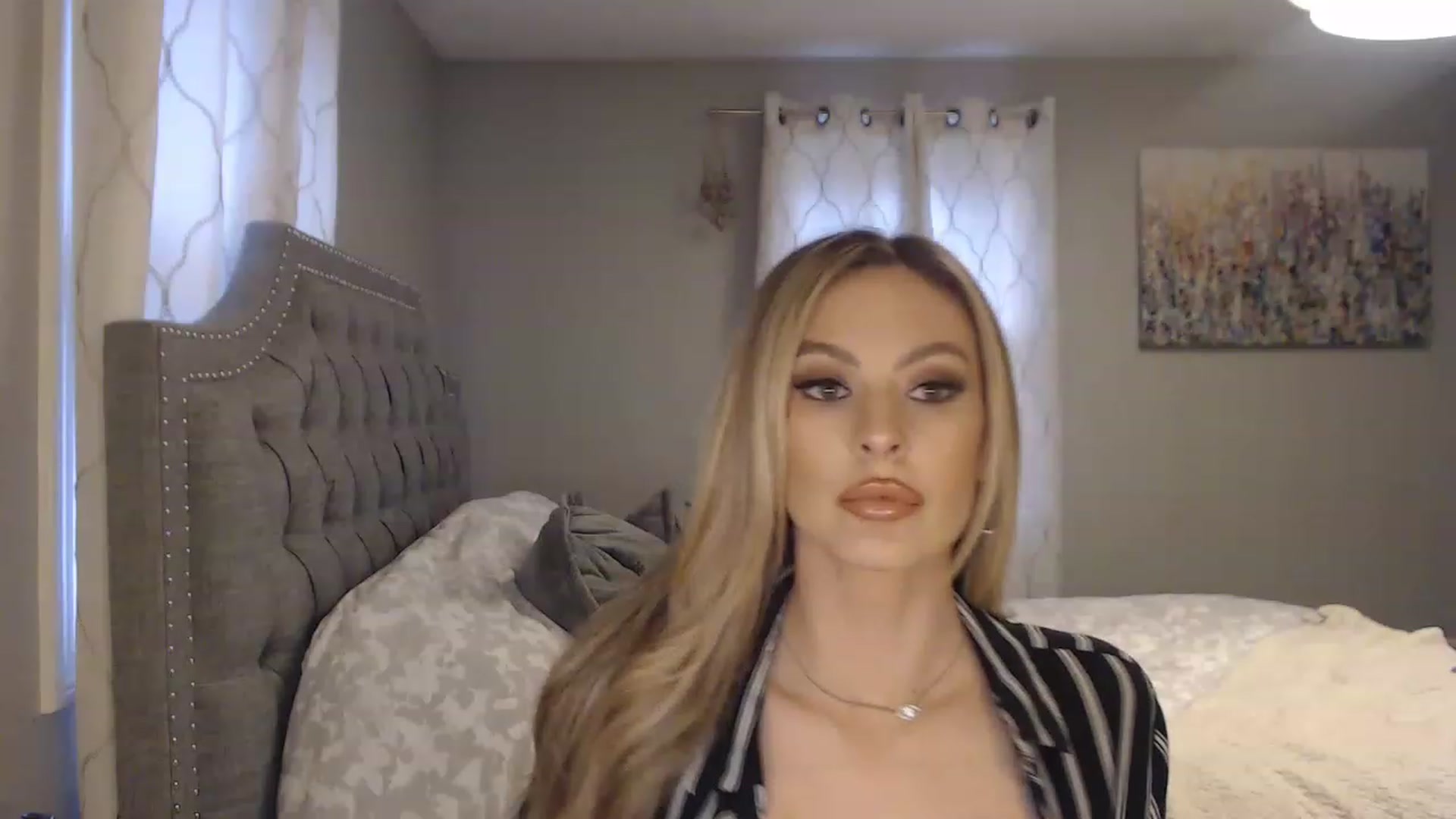 Gallery image thumbnail from JaydaKnight's myfreecams stream on, 01/03/2023, 18:08 image 5 of 20