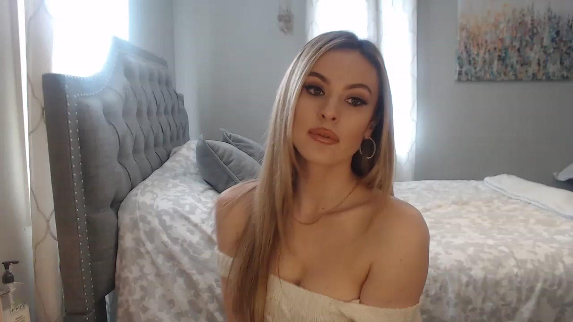 Gallery image thumbnail from JaydaKnight's myfreecams stream on, 01/17/2023, 18:05 image 1 of 20