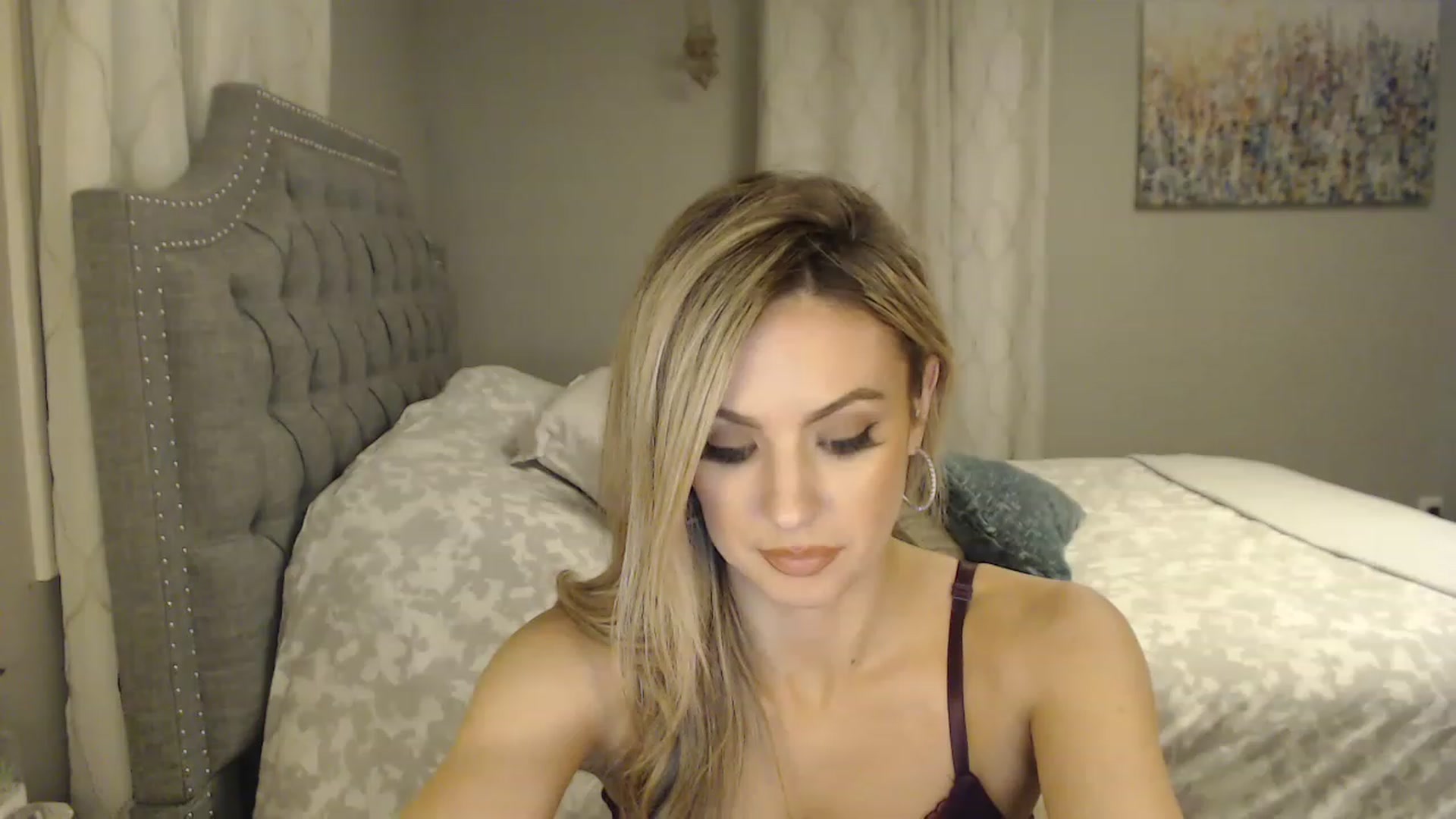 Gallery image thumbnail from JaydaKnight's myfreecams stream on, 01/19/2023, 22:23 image 4 of 20