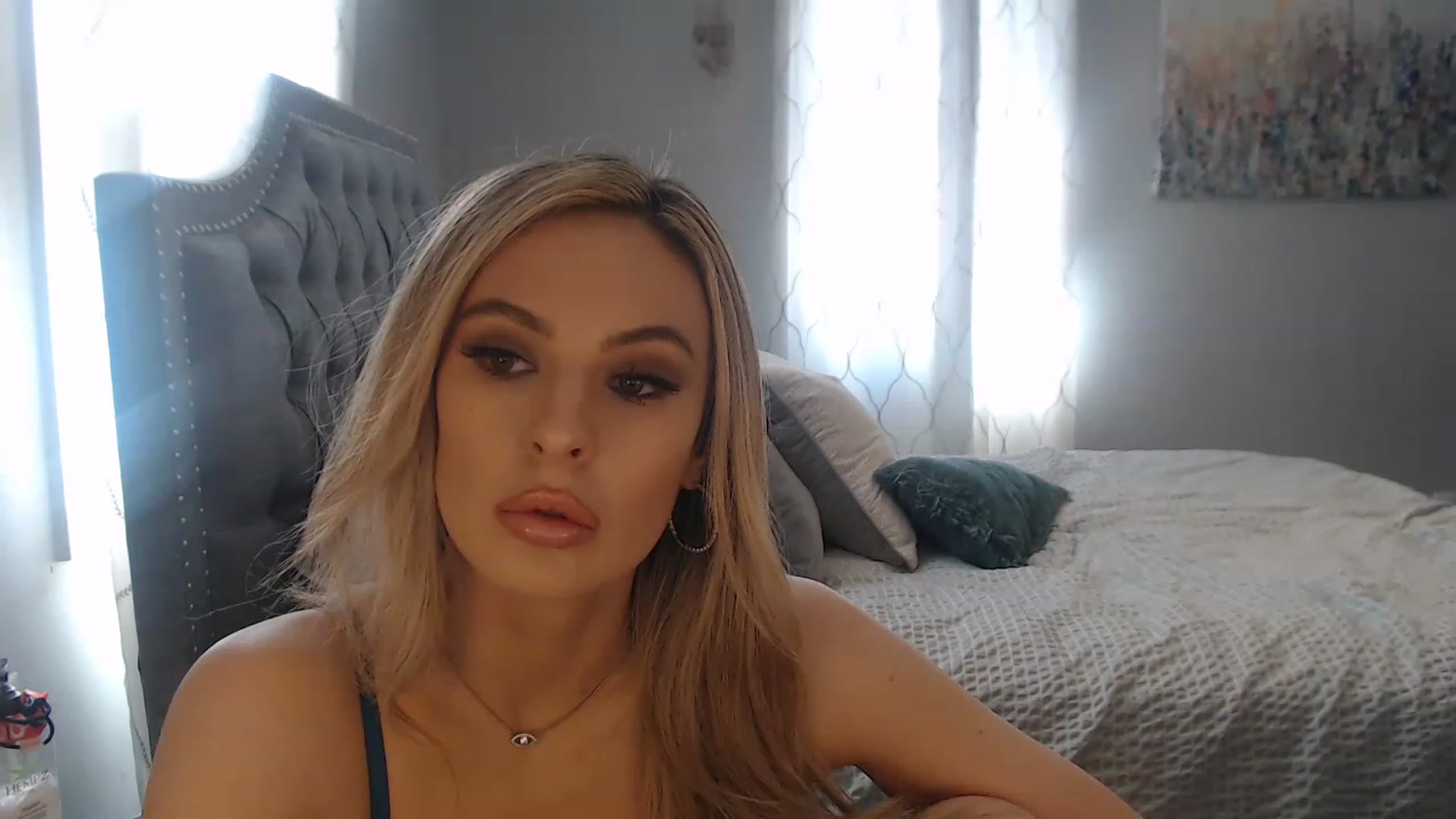 Gallery image thumbnail from JaydaKnight's myfreecams stream on, 02/03/2023, 17:17 image 5 of 20