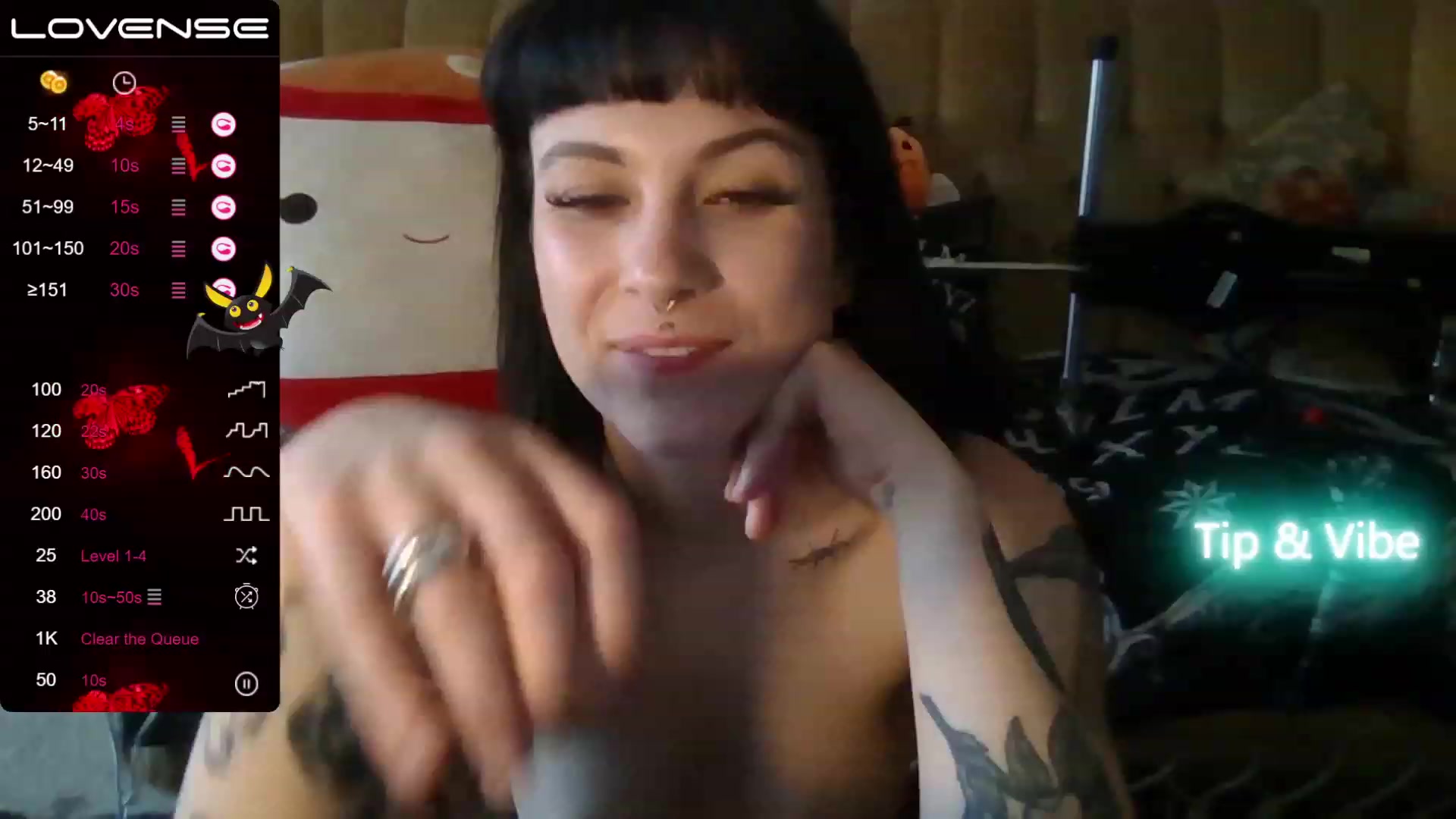 Gallery image thumbnail from JaydeGreen's myfreecams stream on, 05/18/2023, 23:49 image 20 of 20