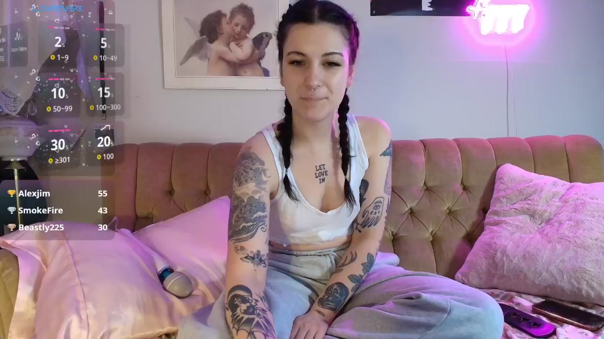 Gallery image thumbnail from JaydeGreen's myfreecams stream on, 01/21/2026, 24:13 image 1 of 20