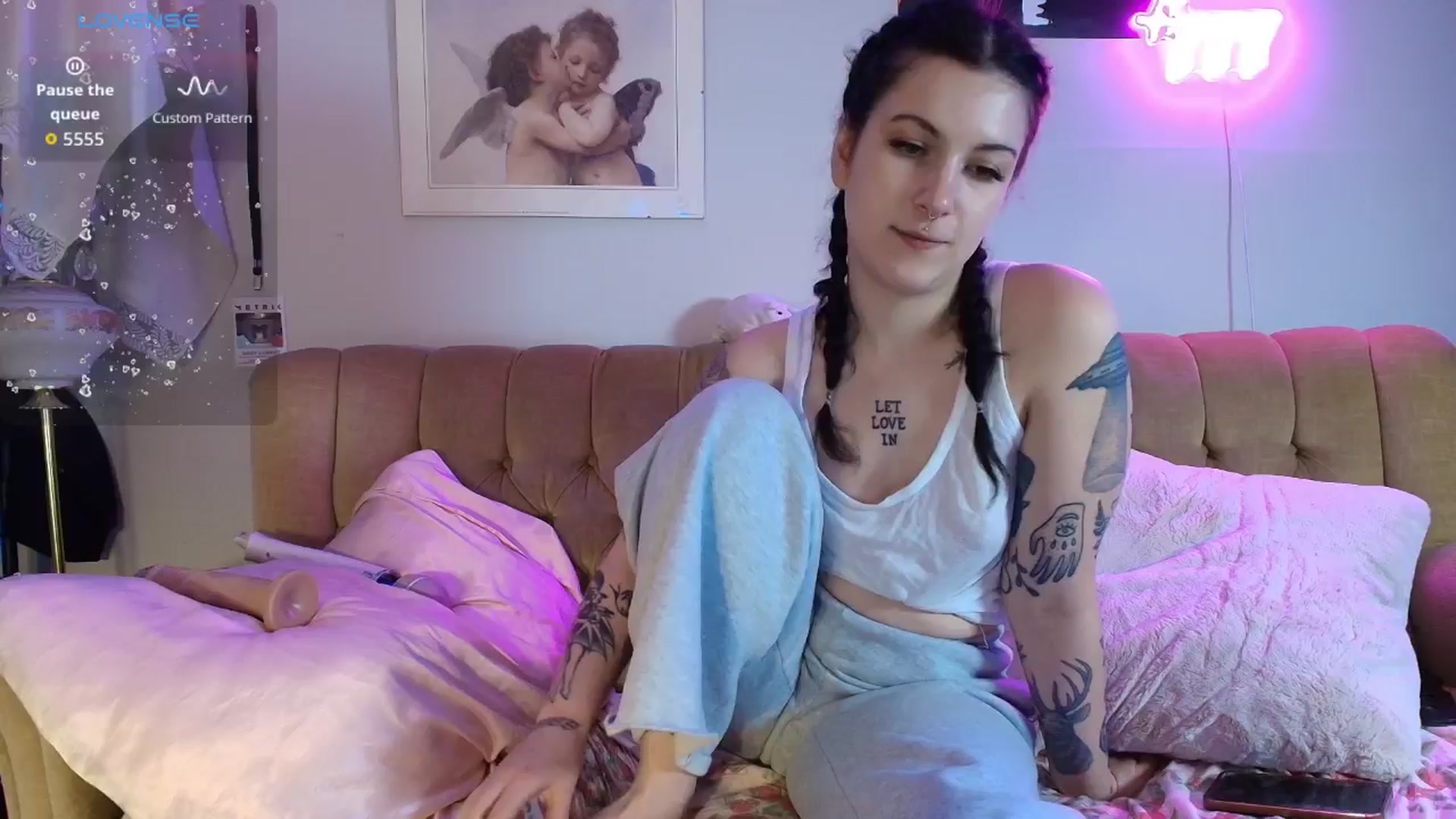 Gallery image thumbnail from JaydeGreen's myfreecams stream on, 01/21/2026, 03:14 image 9 of 20