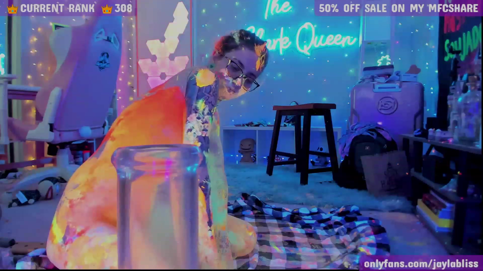 Gallery image thumbnail from JaylaBliss's myfreecams stream on, 11/19/2022, 08:41 image 19 of 20