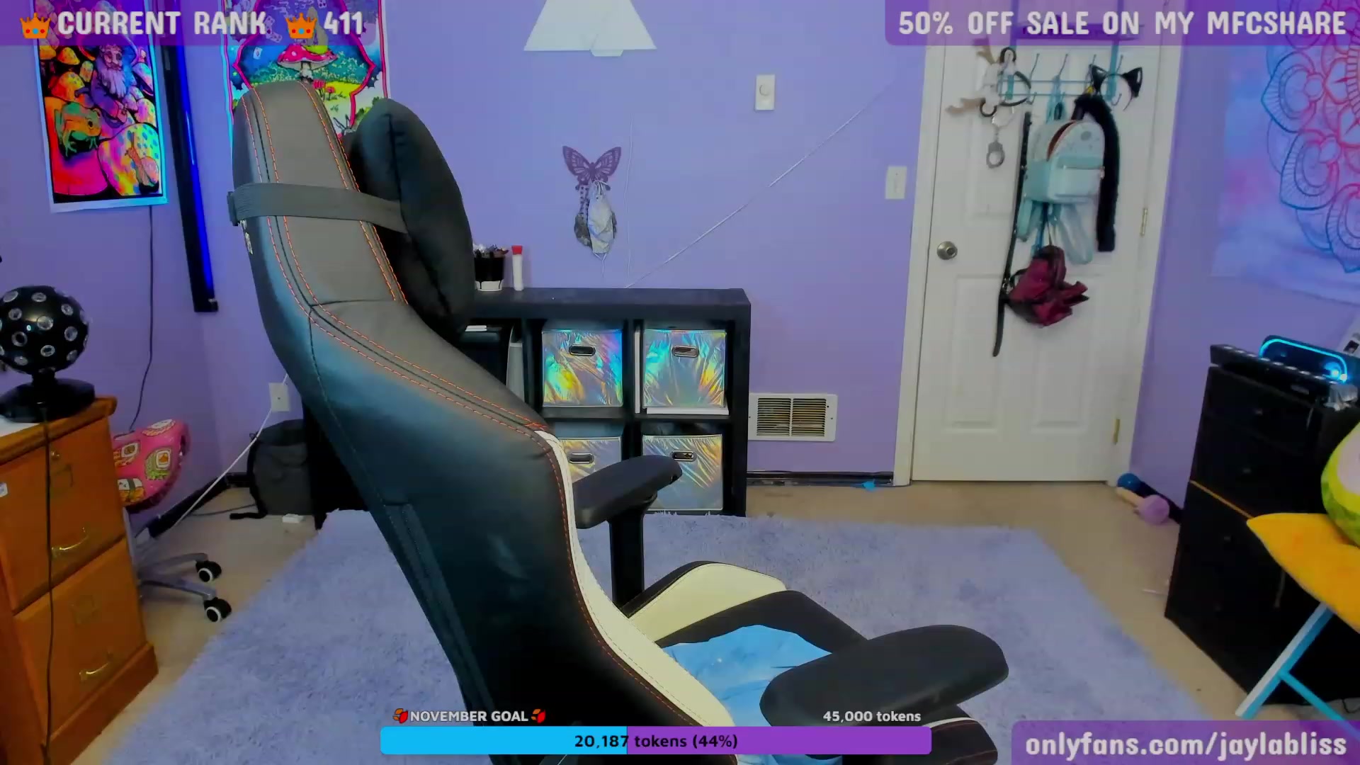 Gallery image thumbnail from JaylaBliss's myfreecams stream on, 11/28/2022, 07:39 image 7 of 20