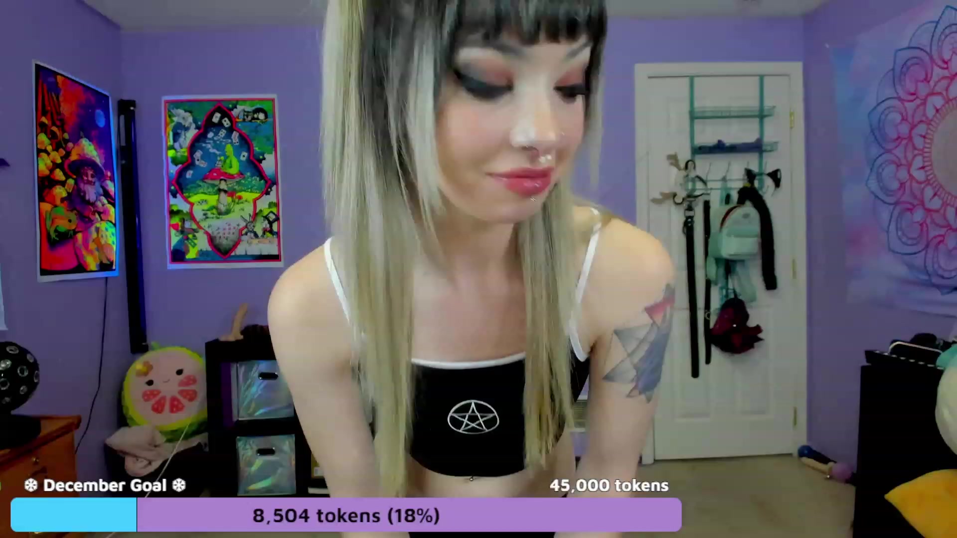 Gallery image thumbnail from JaylaBliss's myfreecams stream on, 12/08/2022, 14:10 image 13 of 20