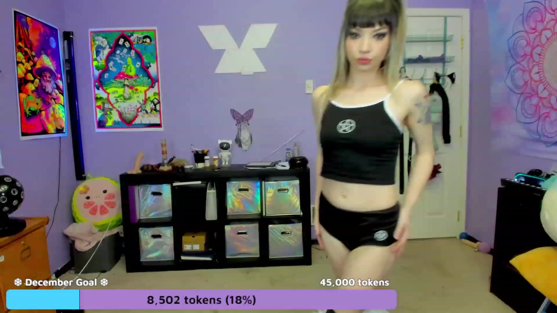 Gallery image thumbnail from JaylaBliss's myfreecams stream on, 12/08/2022, 14:10 image 3 of 20