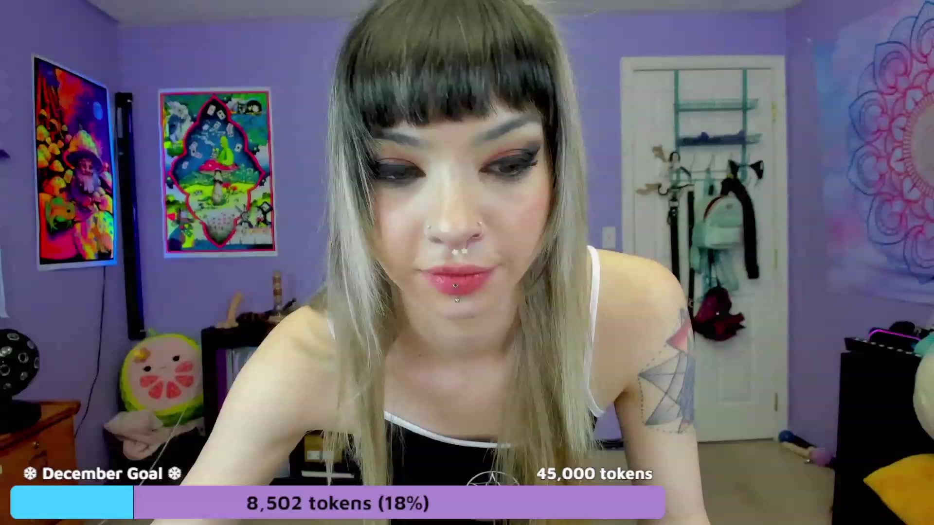 Gallery image thumbnail from JaylaBliss's myfreecams stream on, 12/08/2022, 14:10 image 7 of 20