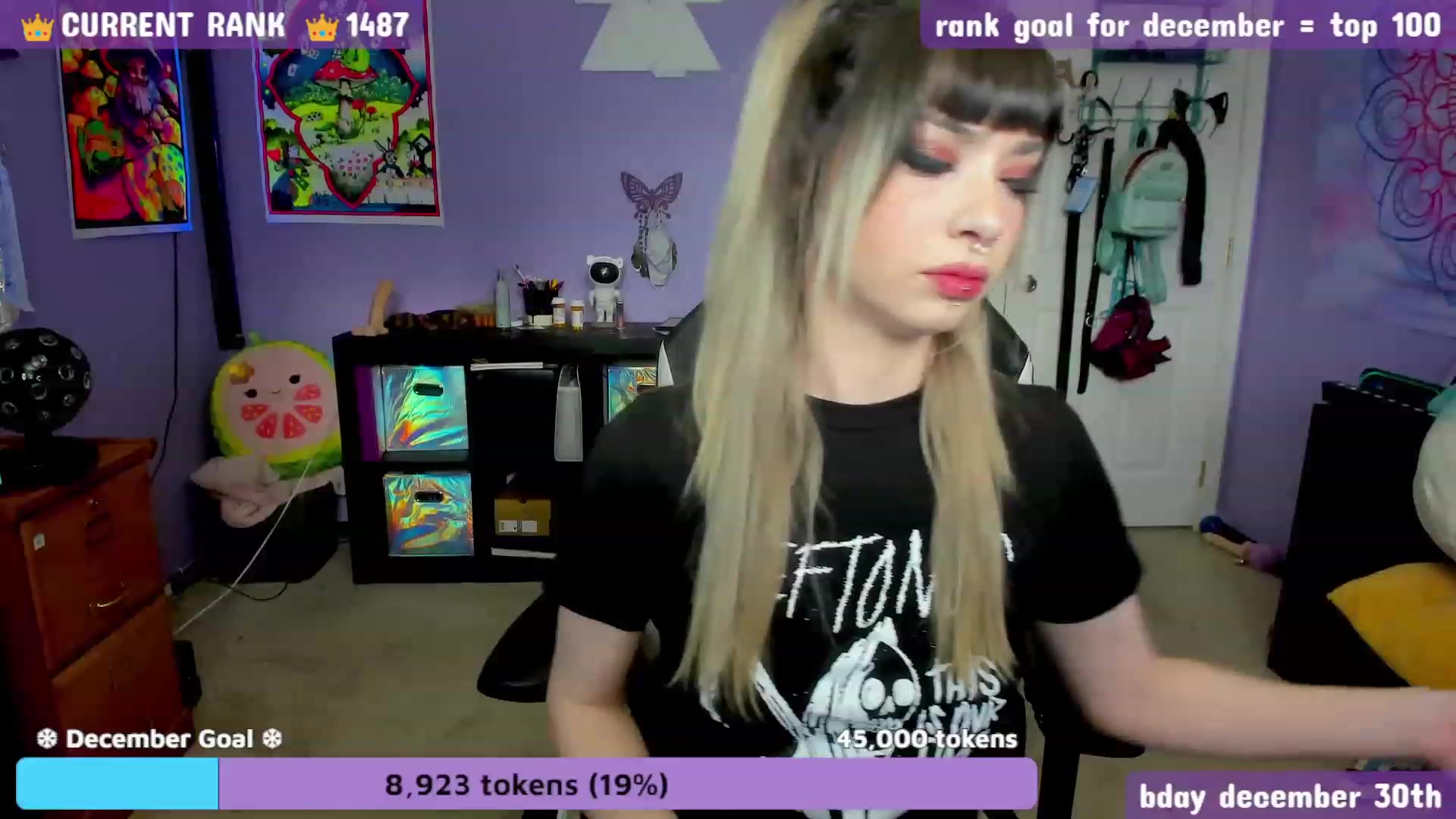 Gallery image thumbnail from JaylaBliss's myfreecams stream on, 12/08/2022, 19:54 image 6 of 20