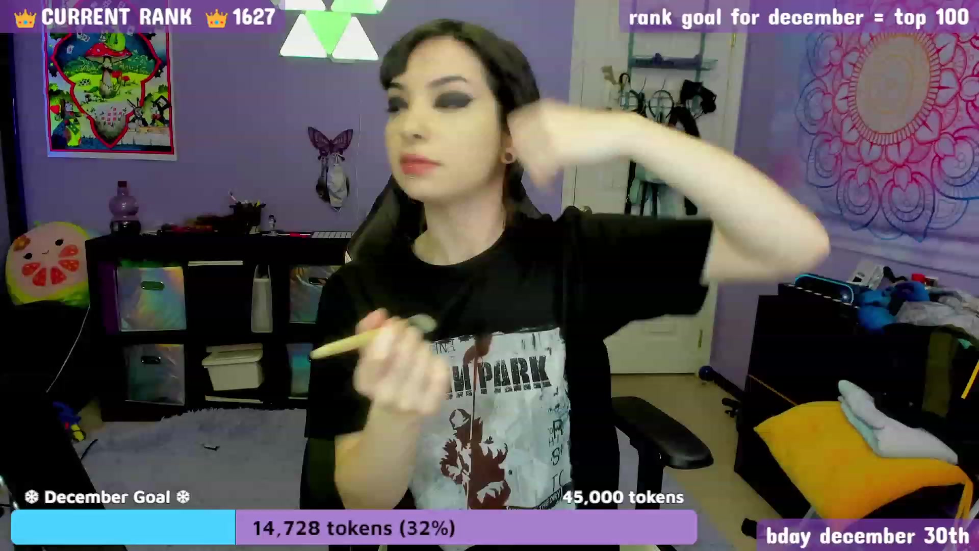 Gallery image thumbnail from JaylaBliss's myfreecams stream on, 12/19/2022, 12:07 image 17 of 20