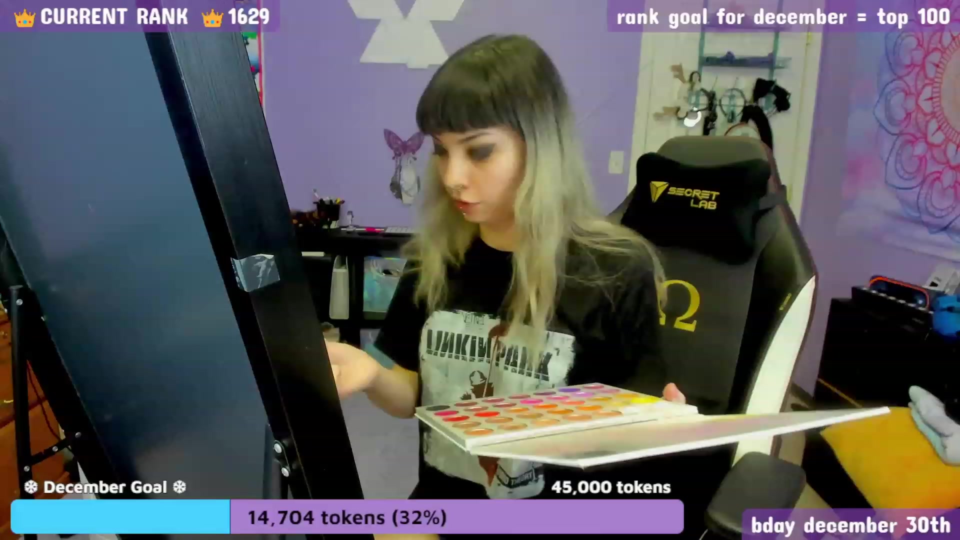 Gallery image thumbnail from JaylaBliss's myfreecams stream on, 12/19/2022, 12:07 image 7 of 20