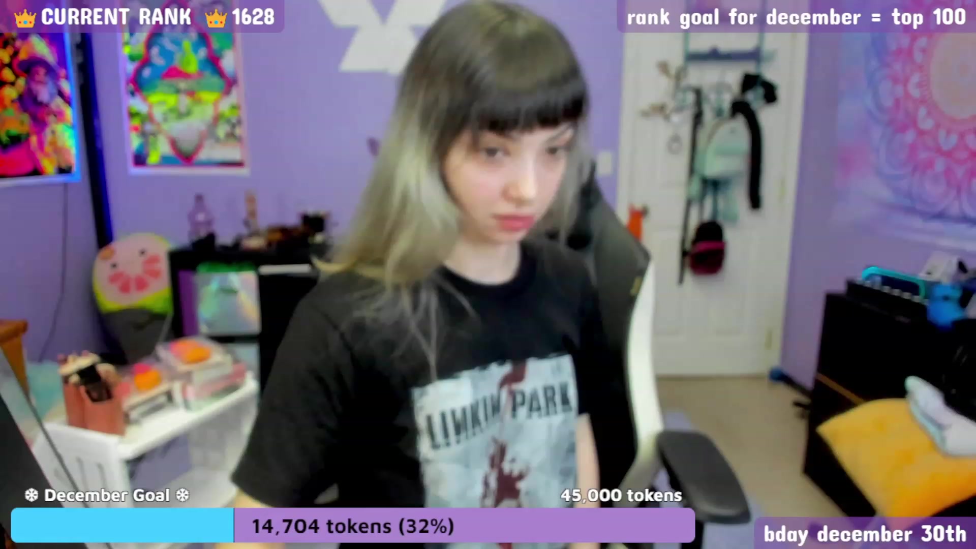 Gallery image thumbnail from JaylaBliss's myfreecams stream on, 12/19/2022, 12:07 image 1 of 20