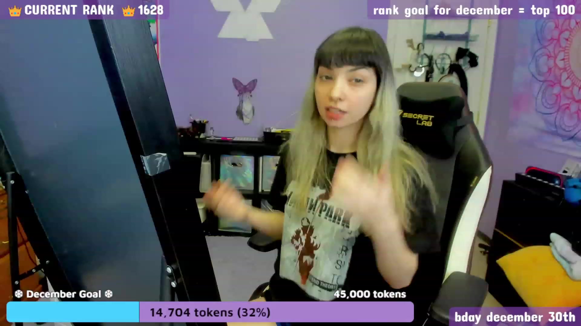 Gallery image thumbnail from JaylaBliss's myfreecams stream on, 12/19/2022, 12:07 image 6 of 20