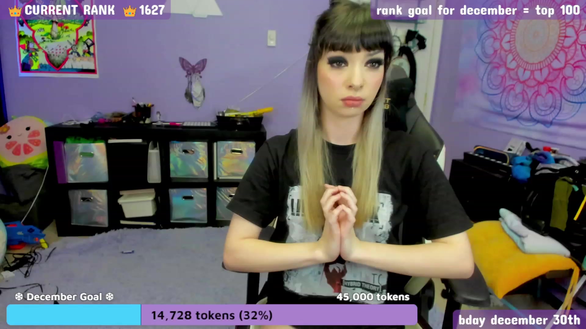 Gallery image thumbnail from JaylaBliss's myfreecams stream on, 12/19/2022, 13:13 image 17 of 20