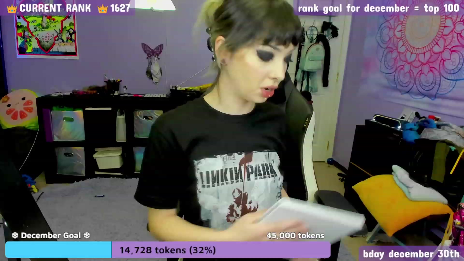 Gallery image thumbnail from JaylaBliss's myfreecams stream on, 12/19/2022, 13:13 image 2 of 20