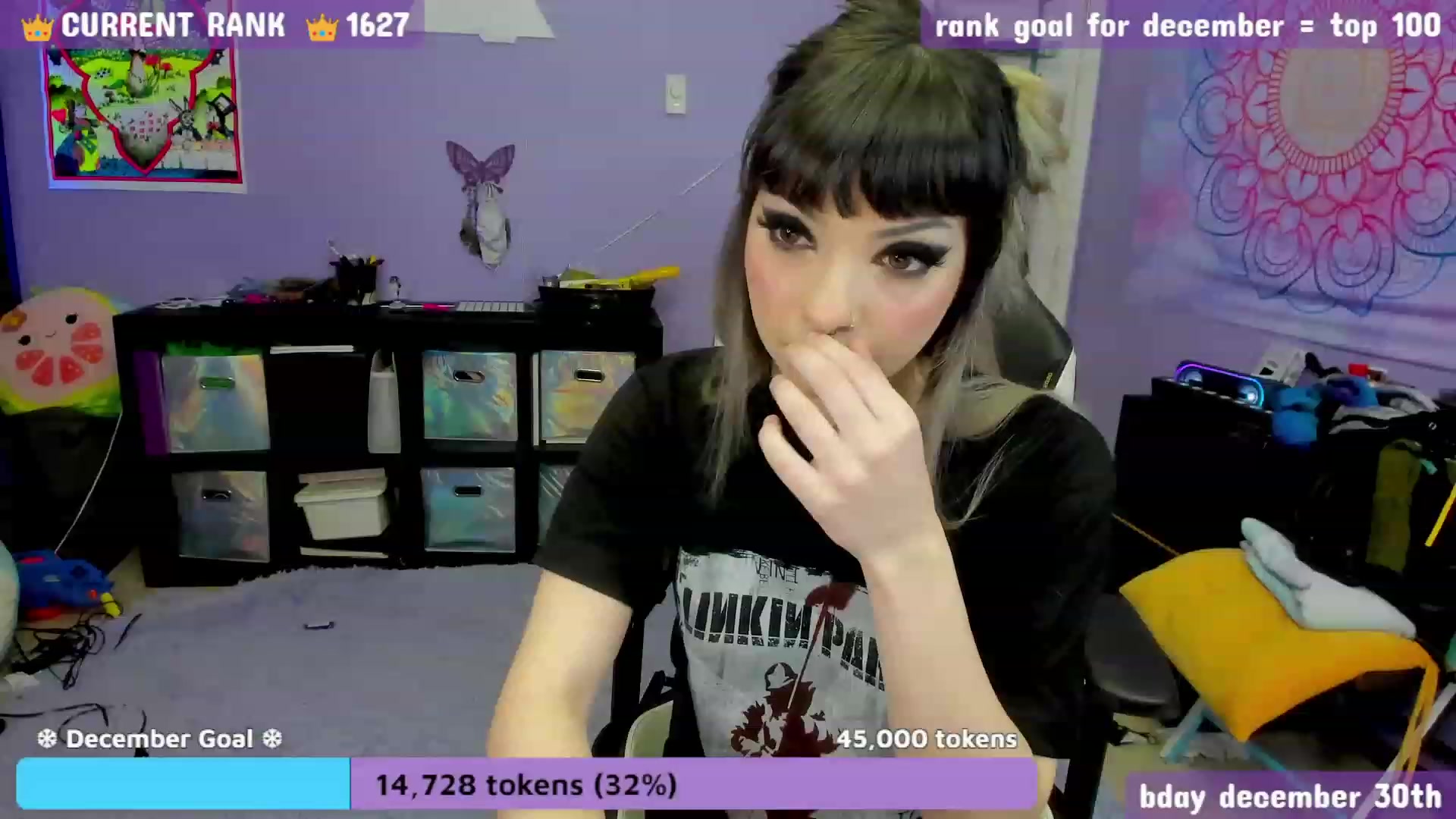 Gallery image thumbnail from JaylaBliss's myfreecams stream on, 12/19/2022, 13:13 image 15 of 20